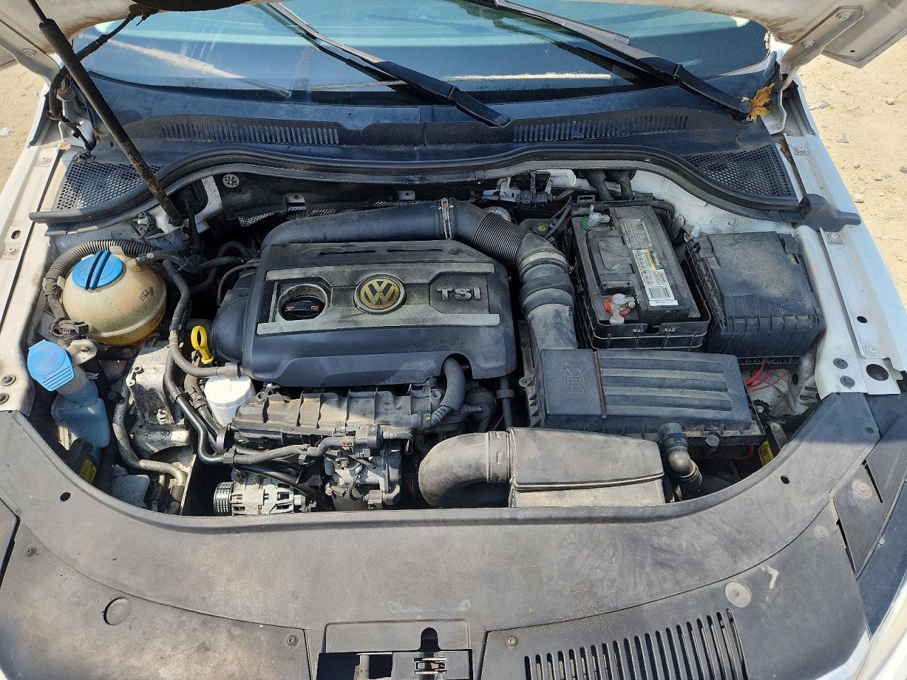 2013 Volkswagen Cc Sport Белый vin: WVWBP7AN7DE568617