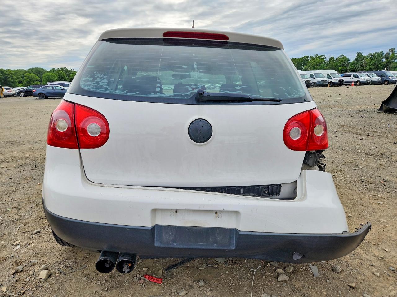 2007 Volkswagen Rabbit White vin: WVWBR71K57W228249