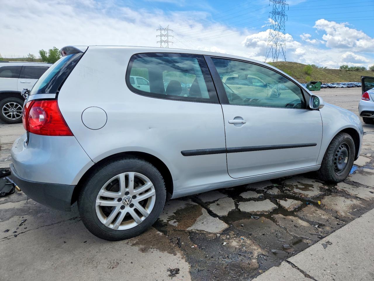 2007 Volkswagen Rabbit Silver vin: WVWBS71K27W071350