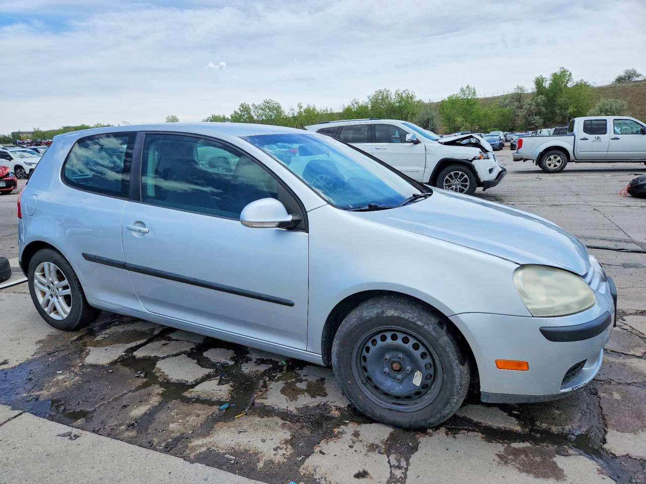2007 Volkswagen Rabbit Silver vin: WVWBS71K27W071350