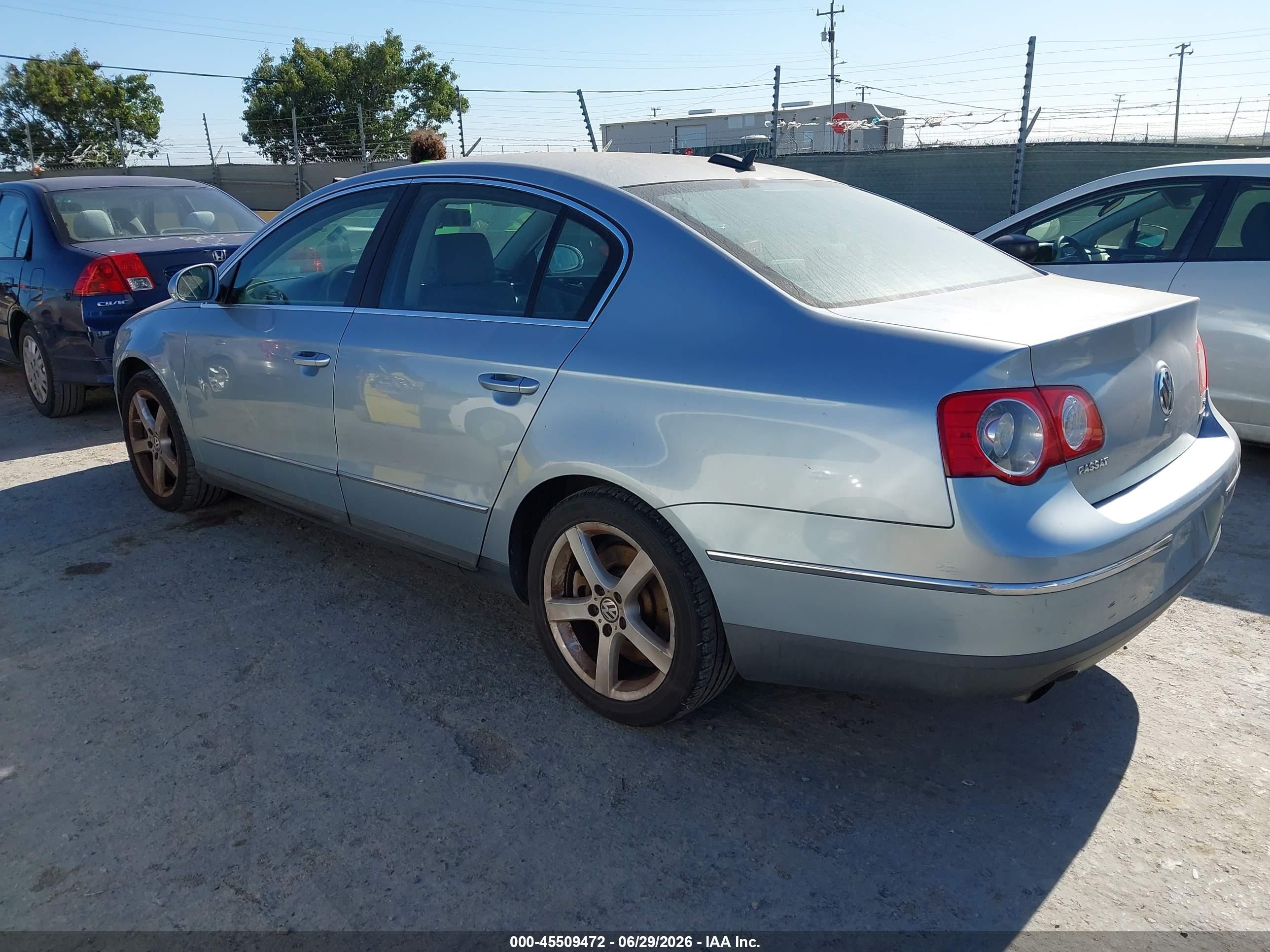 2006 Volkswagen Passat 3.6 Silver vin: WVWBU93C66P144398