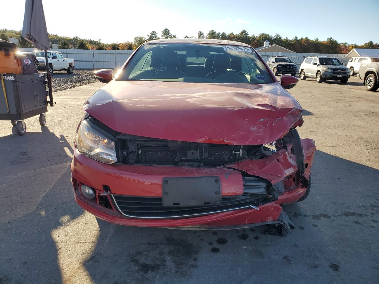 2012 Volkswagen Eos Komfort Red vin: WVWBW7AH0CV009762