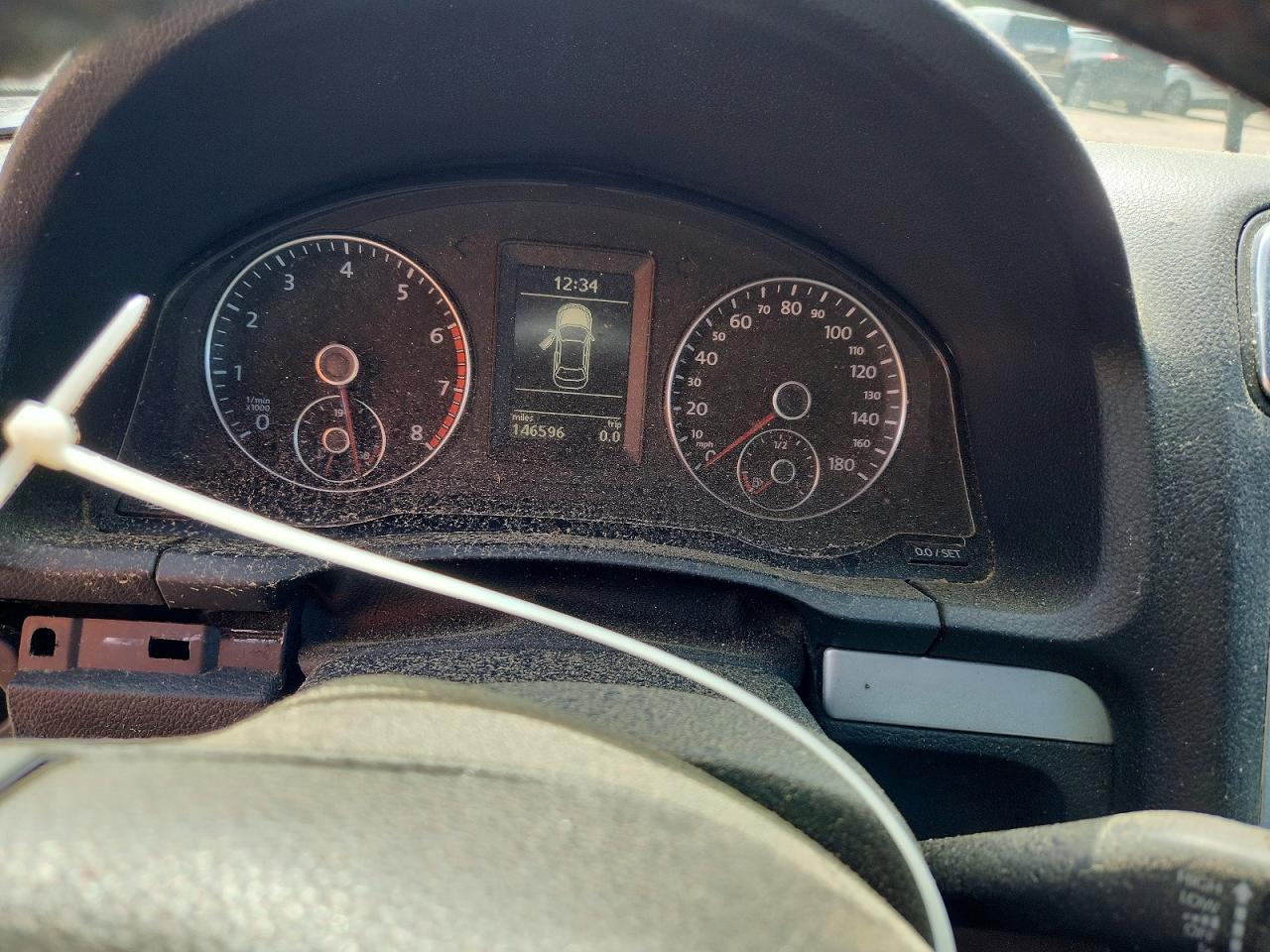 2012 Volkswagen Eos Komfort Красный vin: WVWBW7AH1CV001301