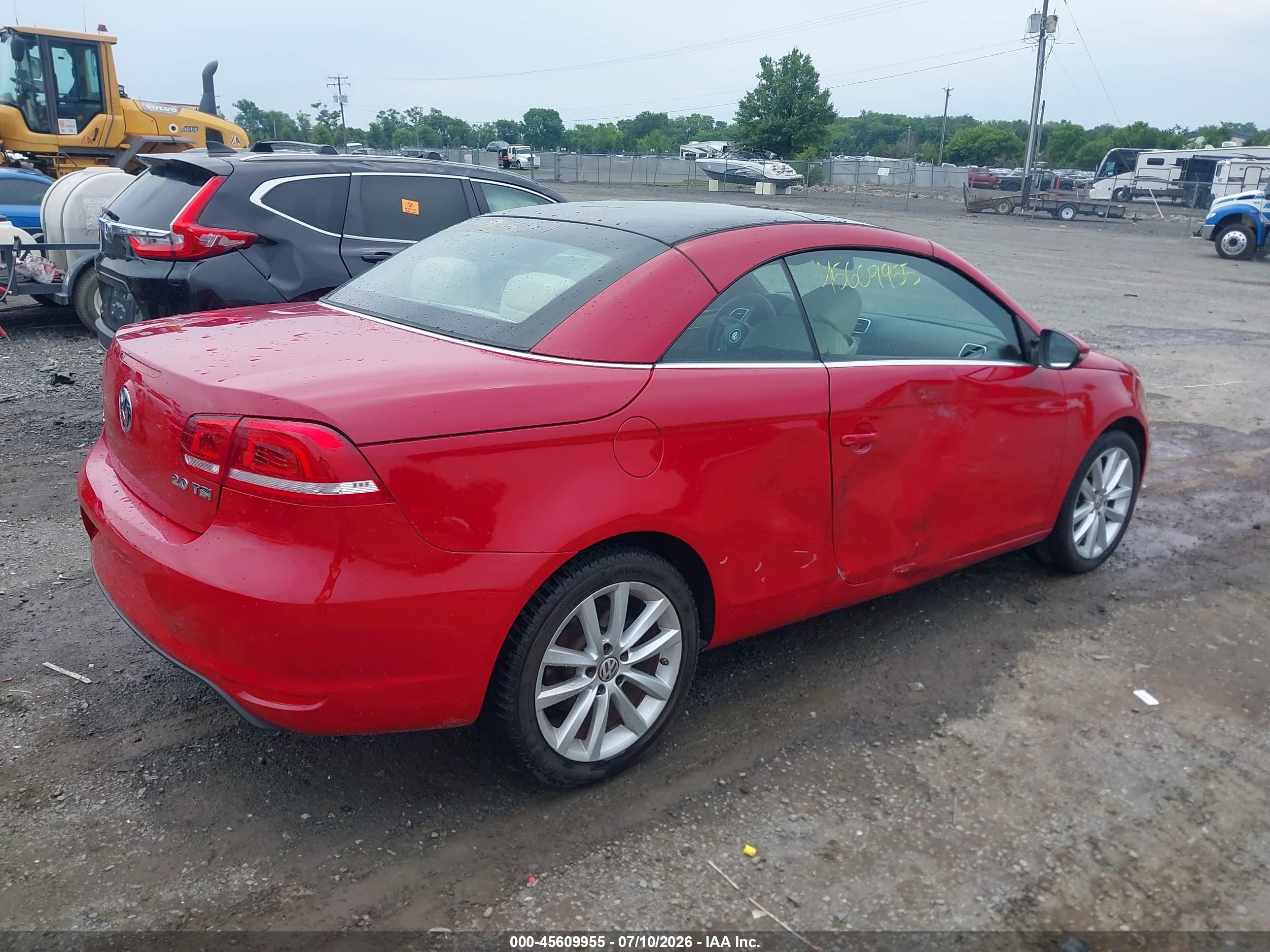 2012 Volkswagen Eos Komfort Red vin: WVWBW7AH1CV007423