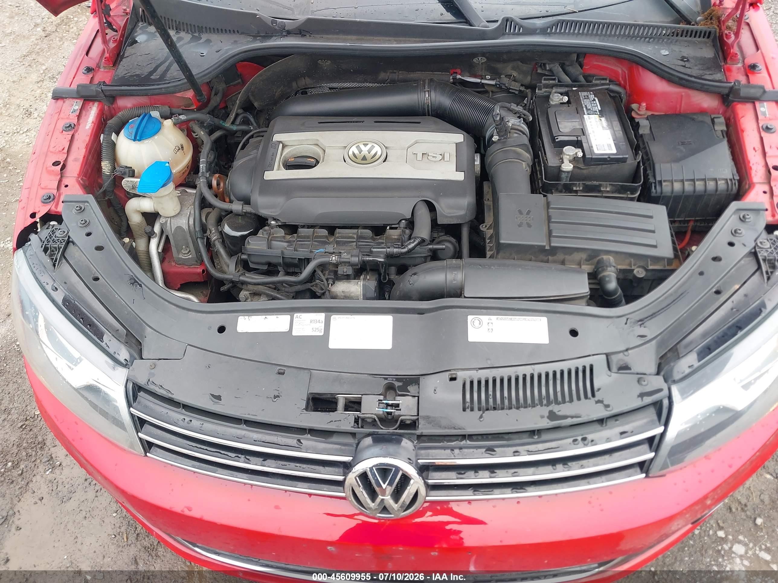 2012 Volkswagen Eos Komfort Red vin: WVWBW7AH1CV007423