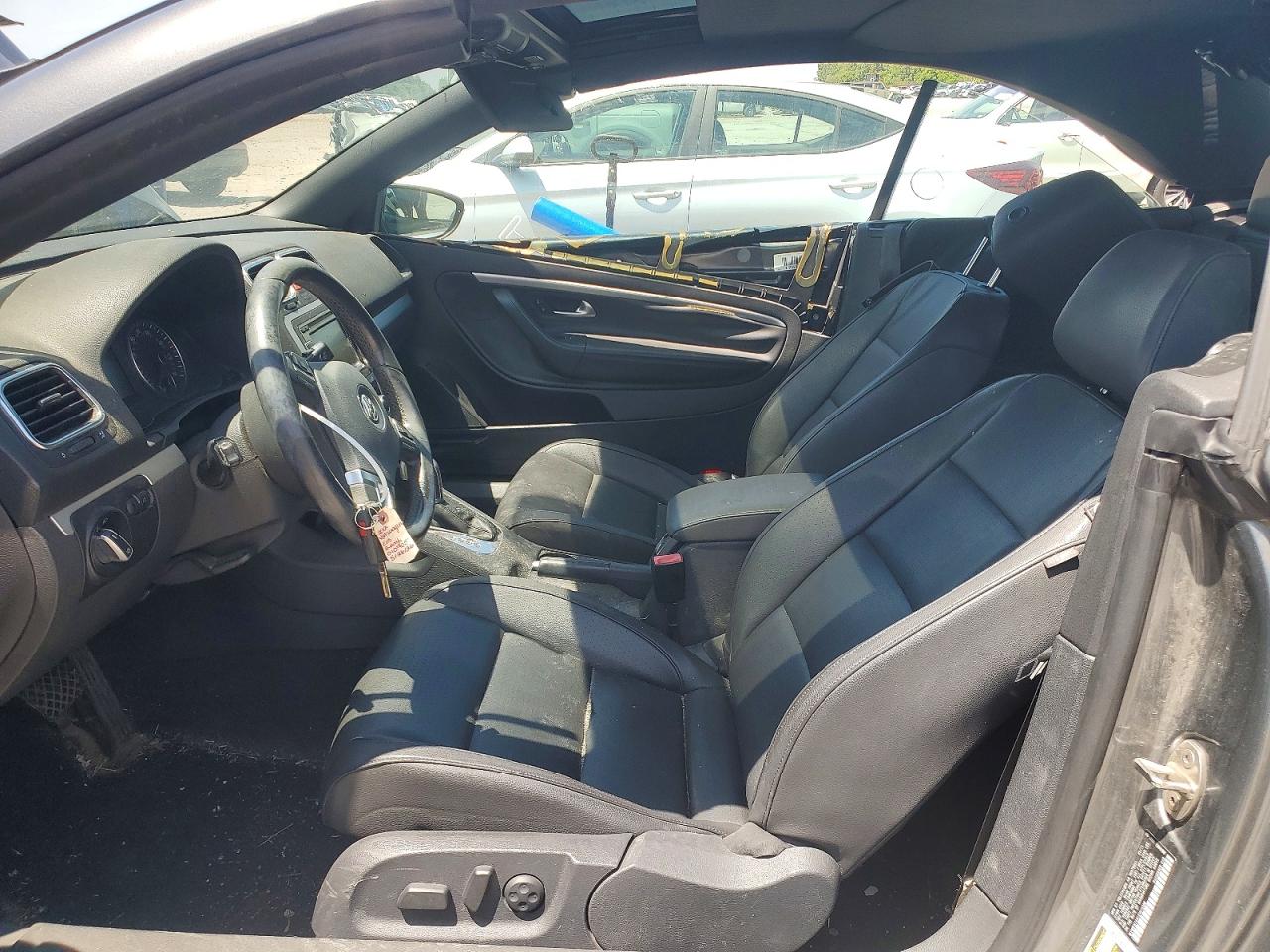 2012 Volkswagen Eos Komfort Gray vin: WVWBW7AH1CV010905