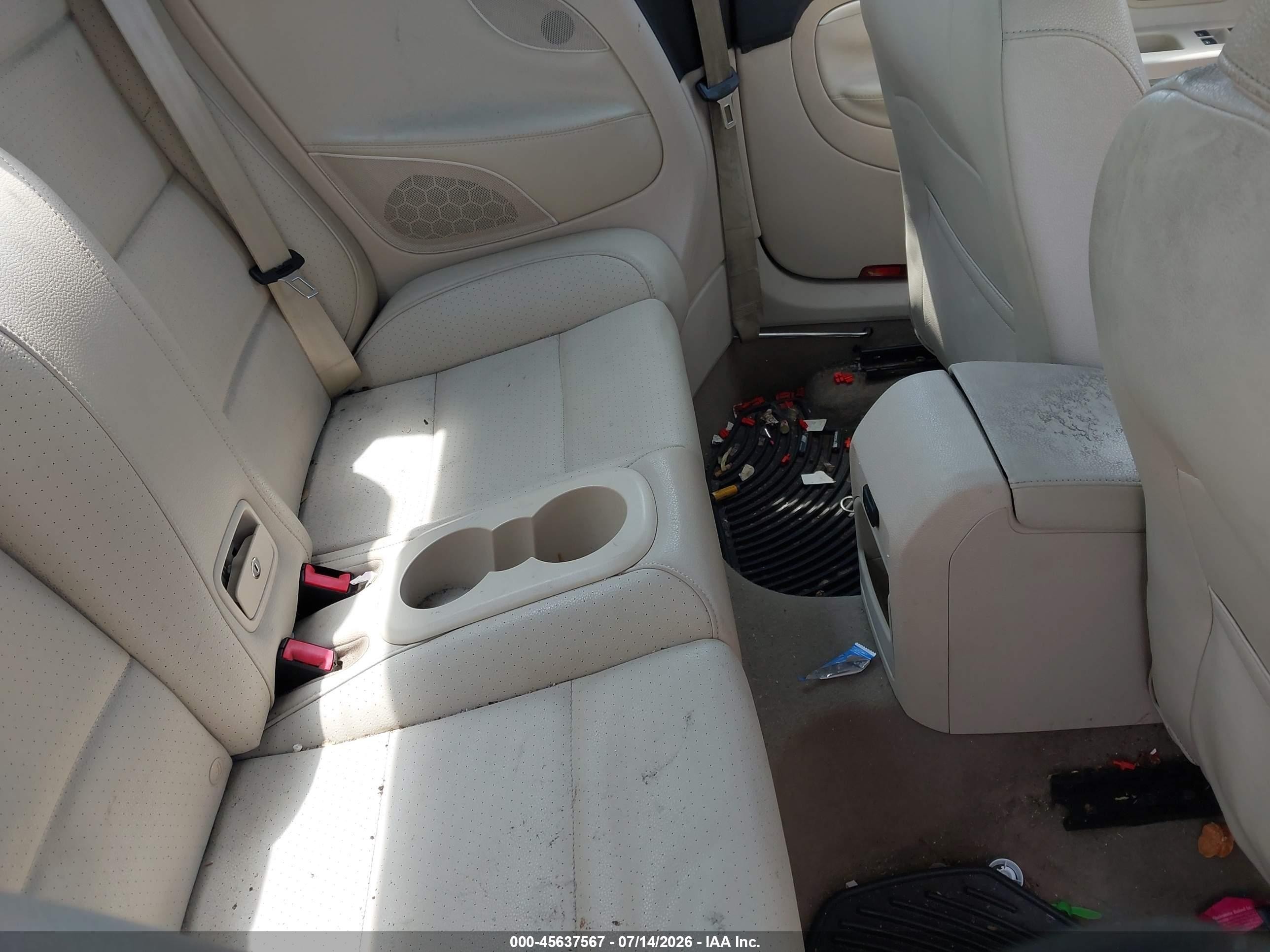 2012 Volkswagen Eos Komfort Серый vin: WVWBW7AH2CV009407