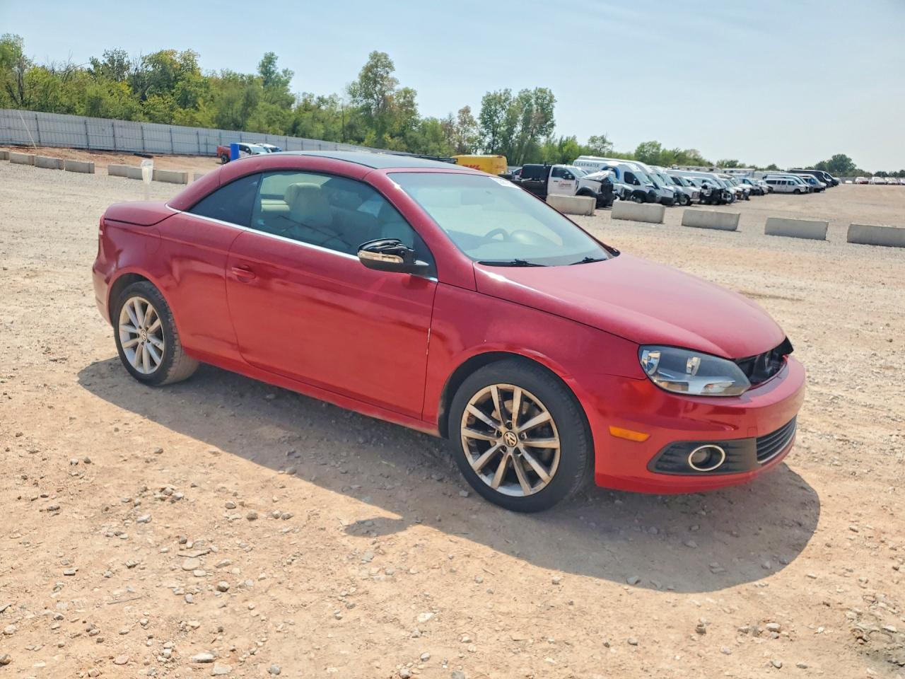 2012 Volkswagen Eos Komfort Красный vin: WVWBW7AH2CV012968