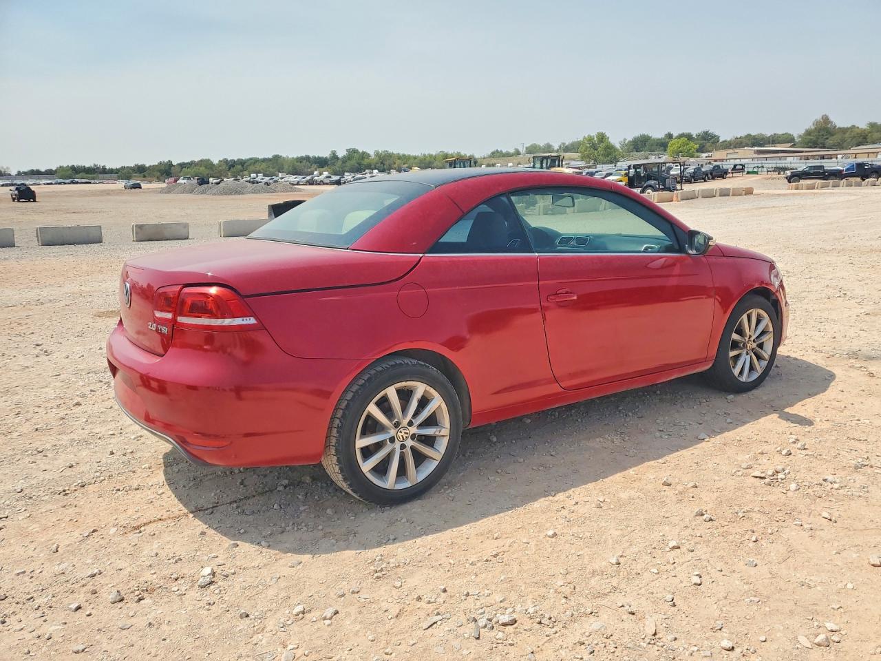 2012 Volkswagen Eos Komfort Красный vin: WVWBW7AH2CV012968