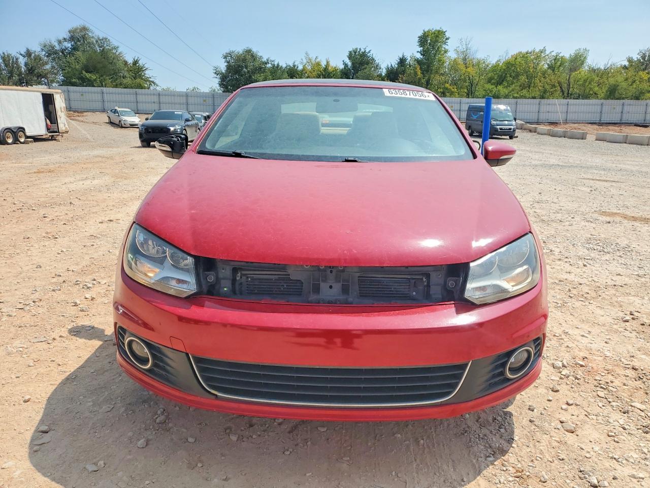 2012 Volkswagen Eos Komfort Красный vin: WVWBW7AH2CV012968