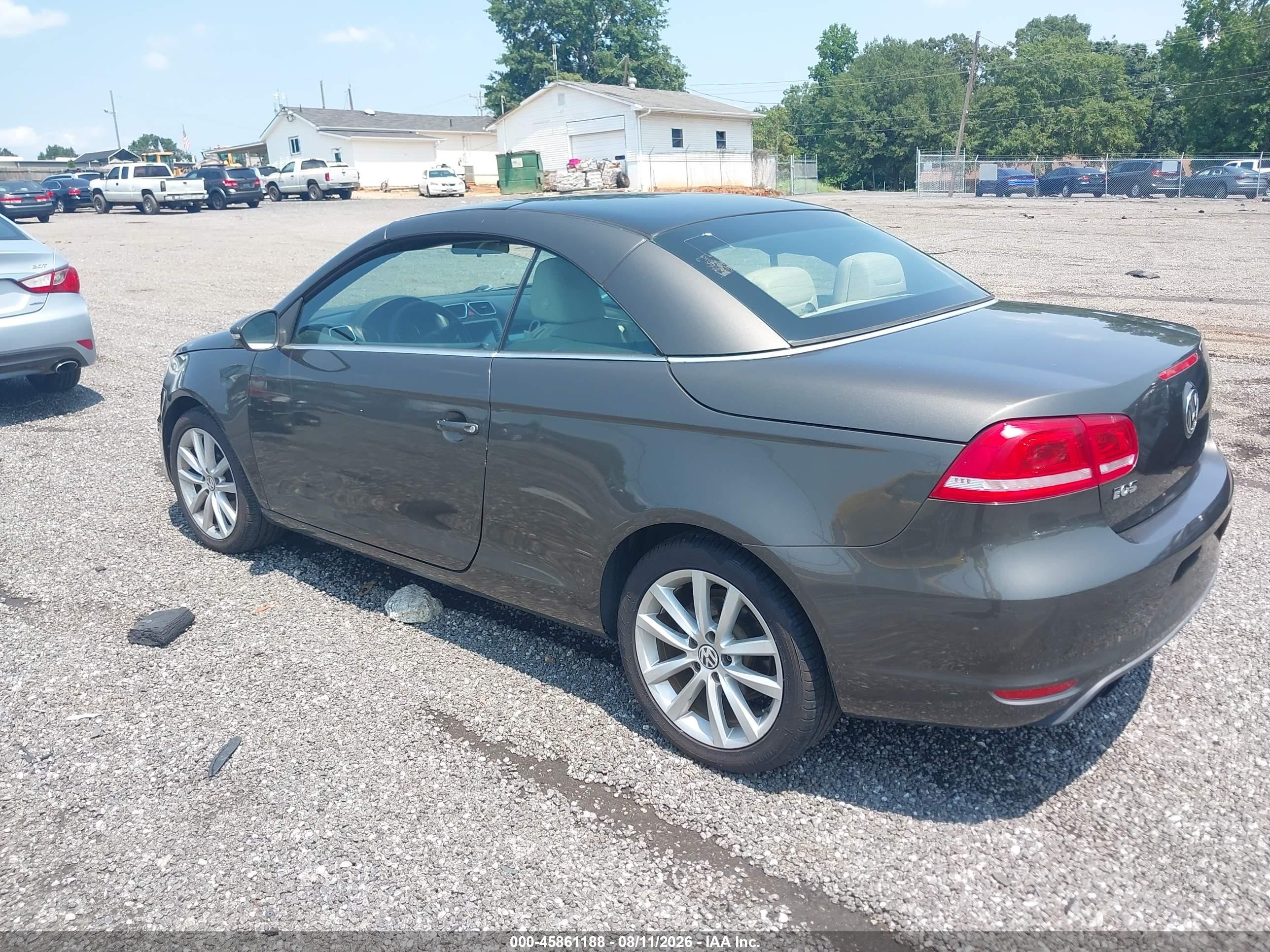 2012 Volkswagen Eos Komfort Brown vin: WVWBW7AH4CV002569