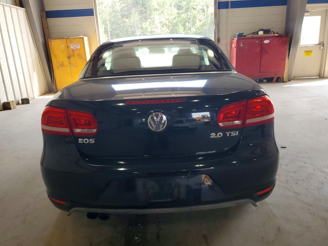 2012 Volkswagen Eos Komfort Black vin: WVWBW7AH4CV006346