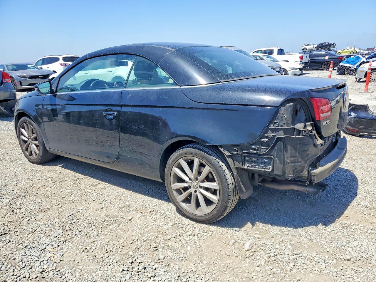 2012 Volkswagen Eos Komfort Black vin: WVWBW7AH4CV018948