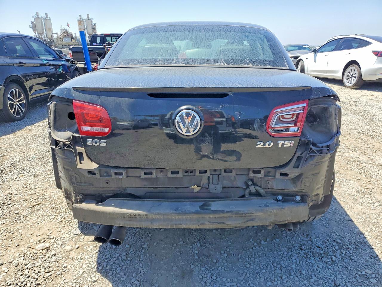2012 Volkswagen Eos Komfort Black vin: WVWBW7AH4CV018948