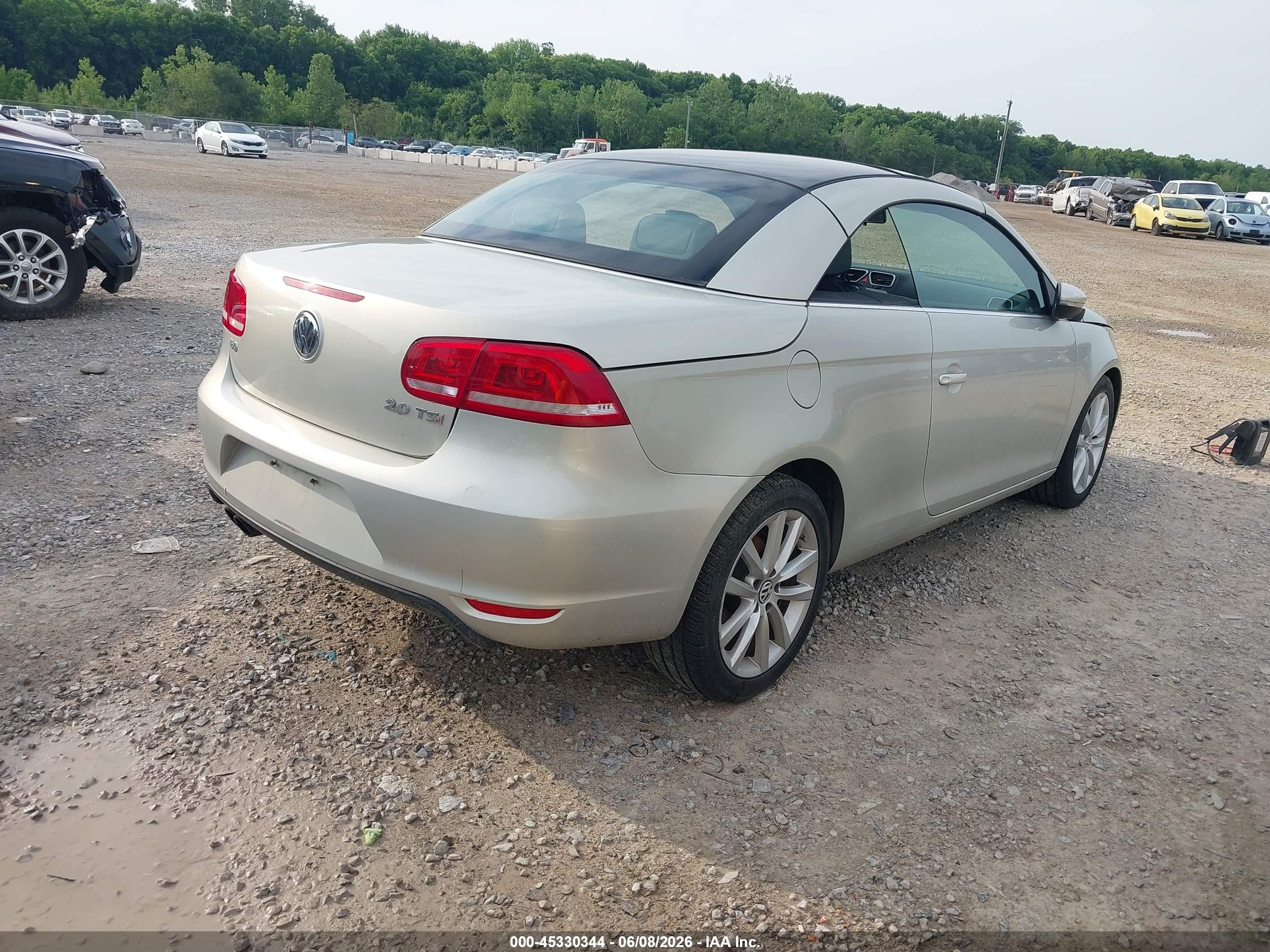 2012 Volkswagen Eos Komfort Серебряный vin: WVWBW7AH5CV001334