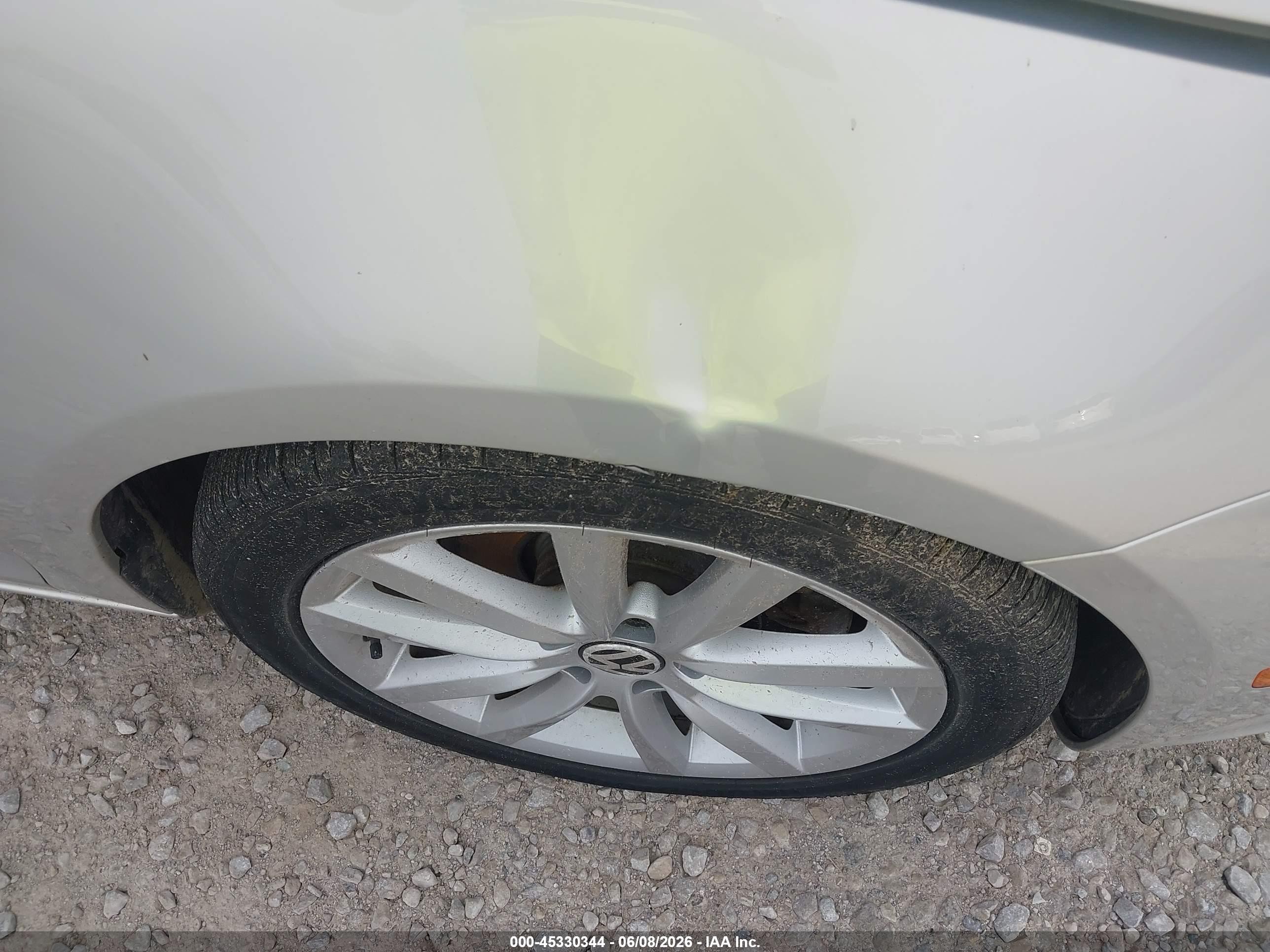 2012 Volkswagen Eos Komfort Серебряный vin: WVWBW7AH5CV001334