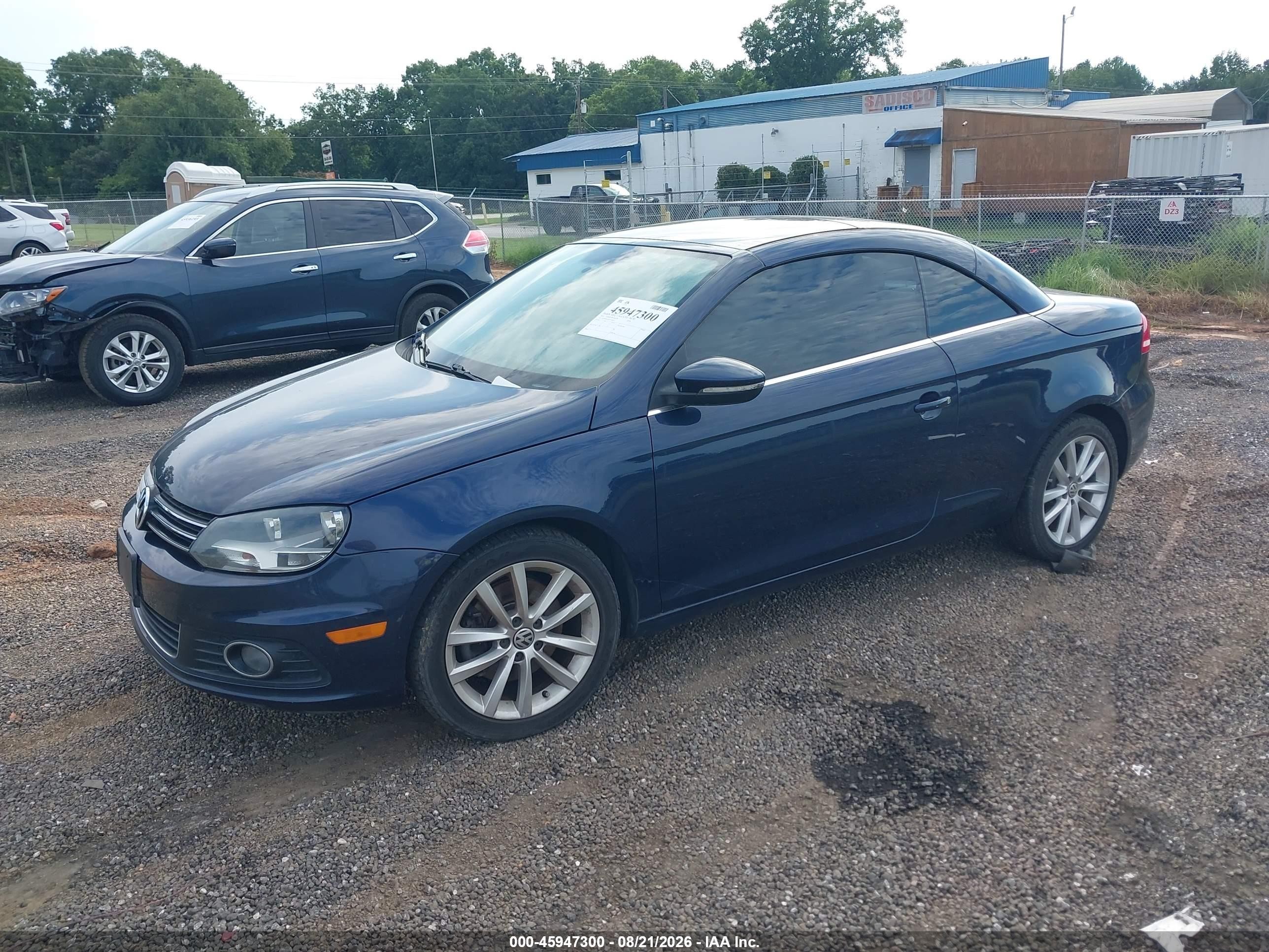 2012 Volkswagen Eos Komfort Blue vin: WVWBW7AH5CV004072