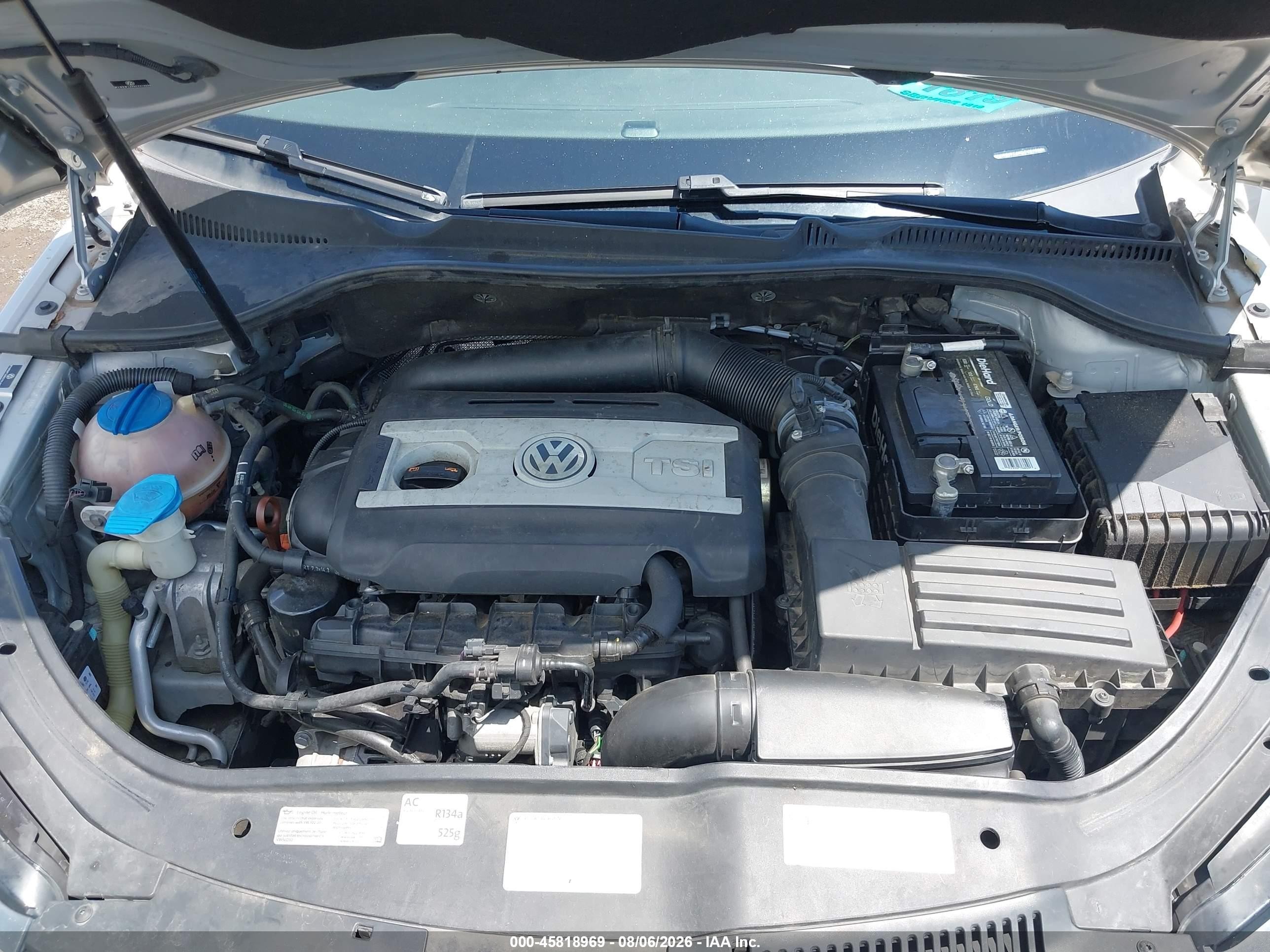 2012 Volkswagen Eos Komfort Silver vin: WVWBW7AH5CV010096