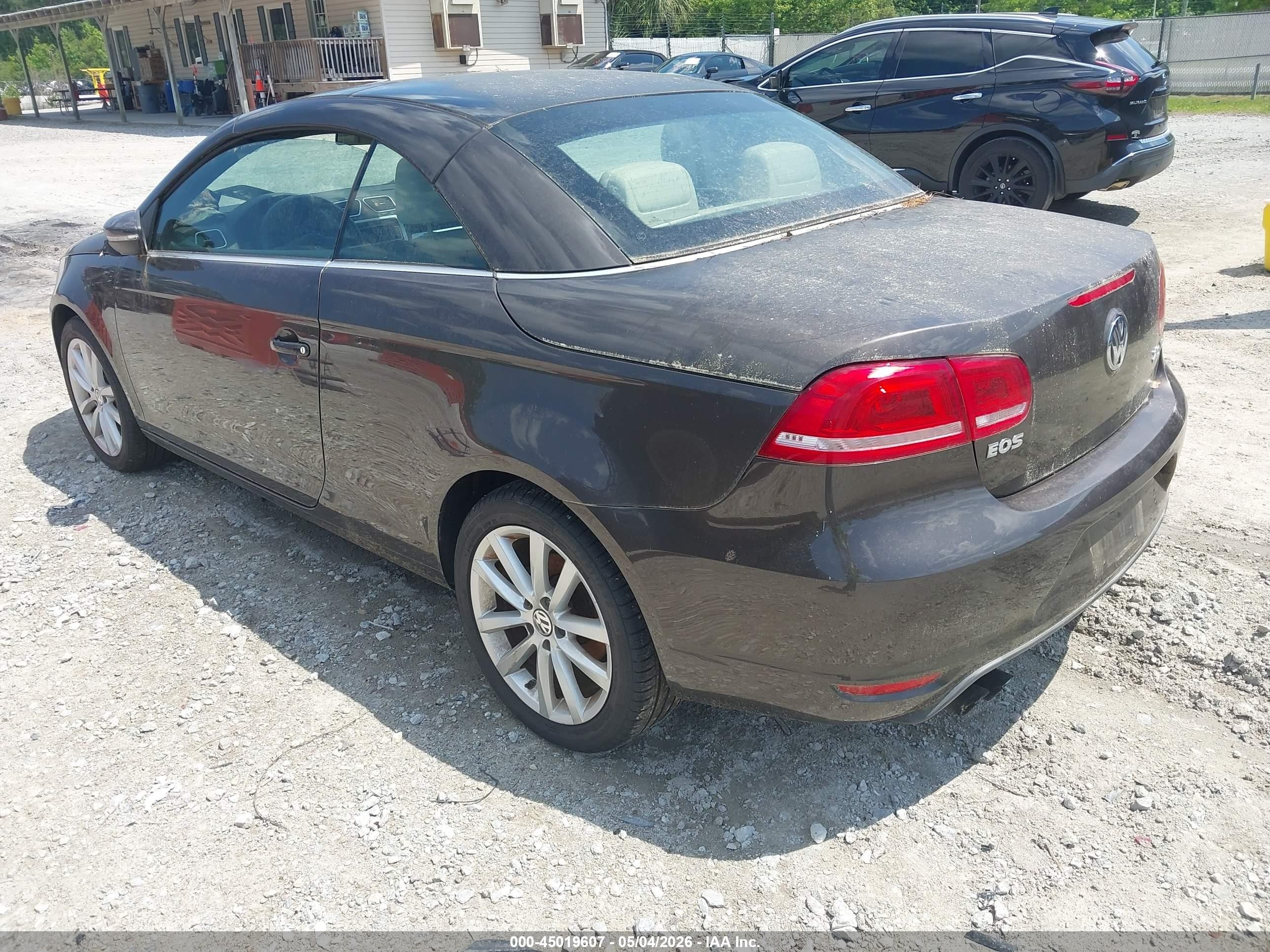 2012 Volkswagen Eos Komfort Серый vin: WVWBW7AH7CV009855