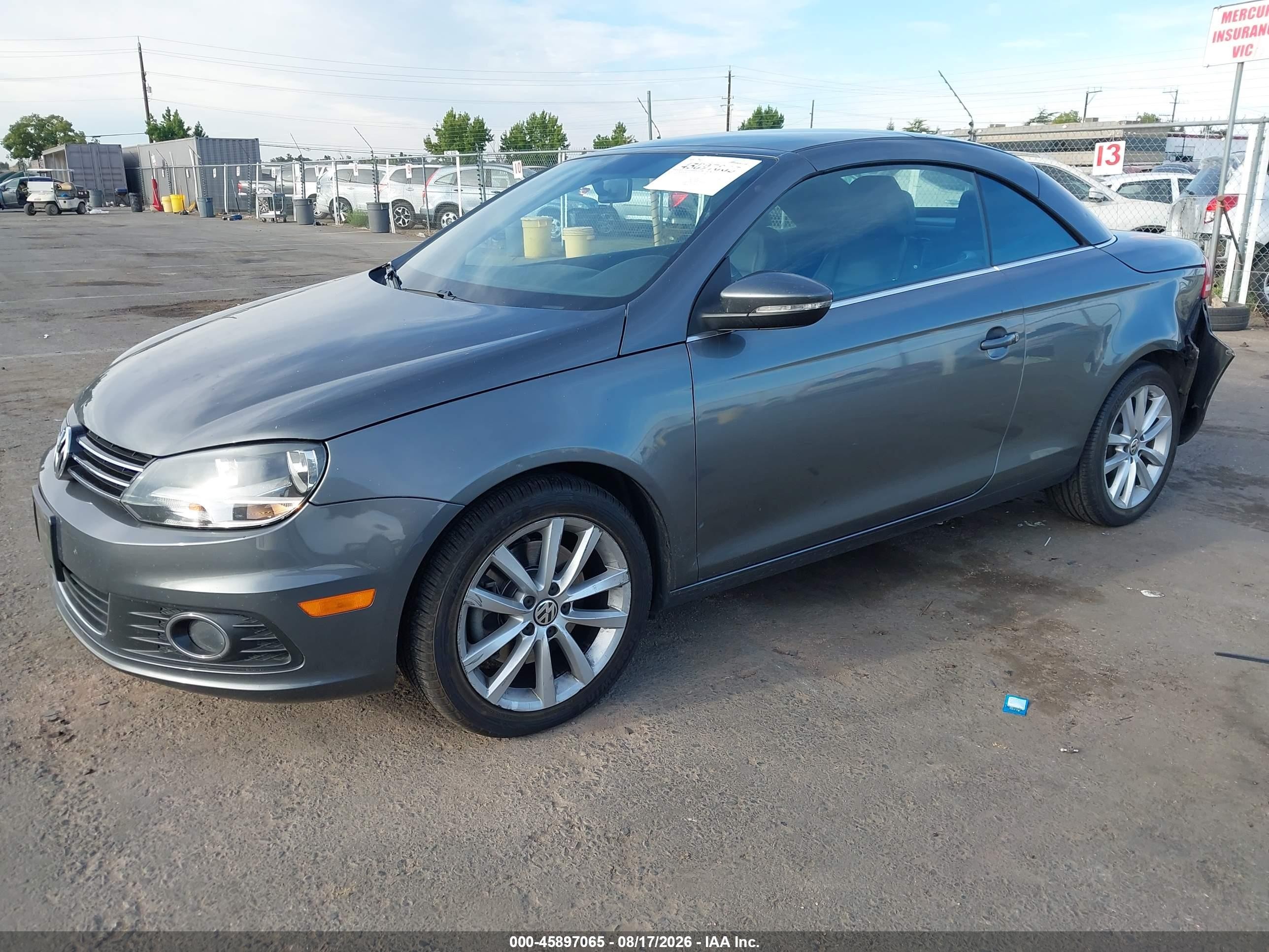 2012 Volkswagen Eos Komfort Серый vin: WVWBW7AH7CV016563