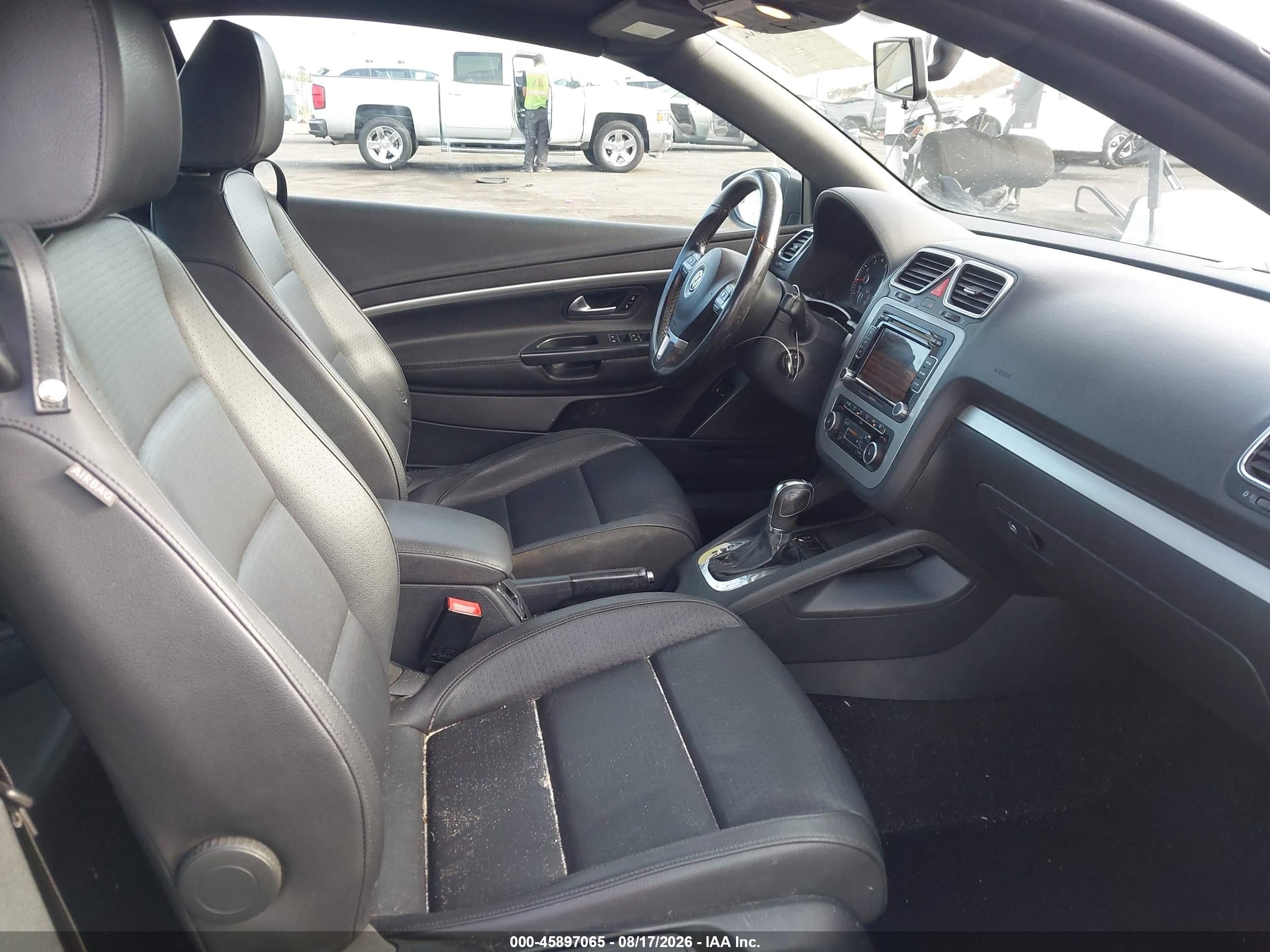 2012 Volkswagen Eos Komfort Серый vin: WVWBW7AH7CV016563