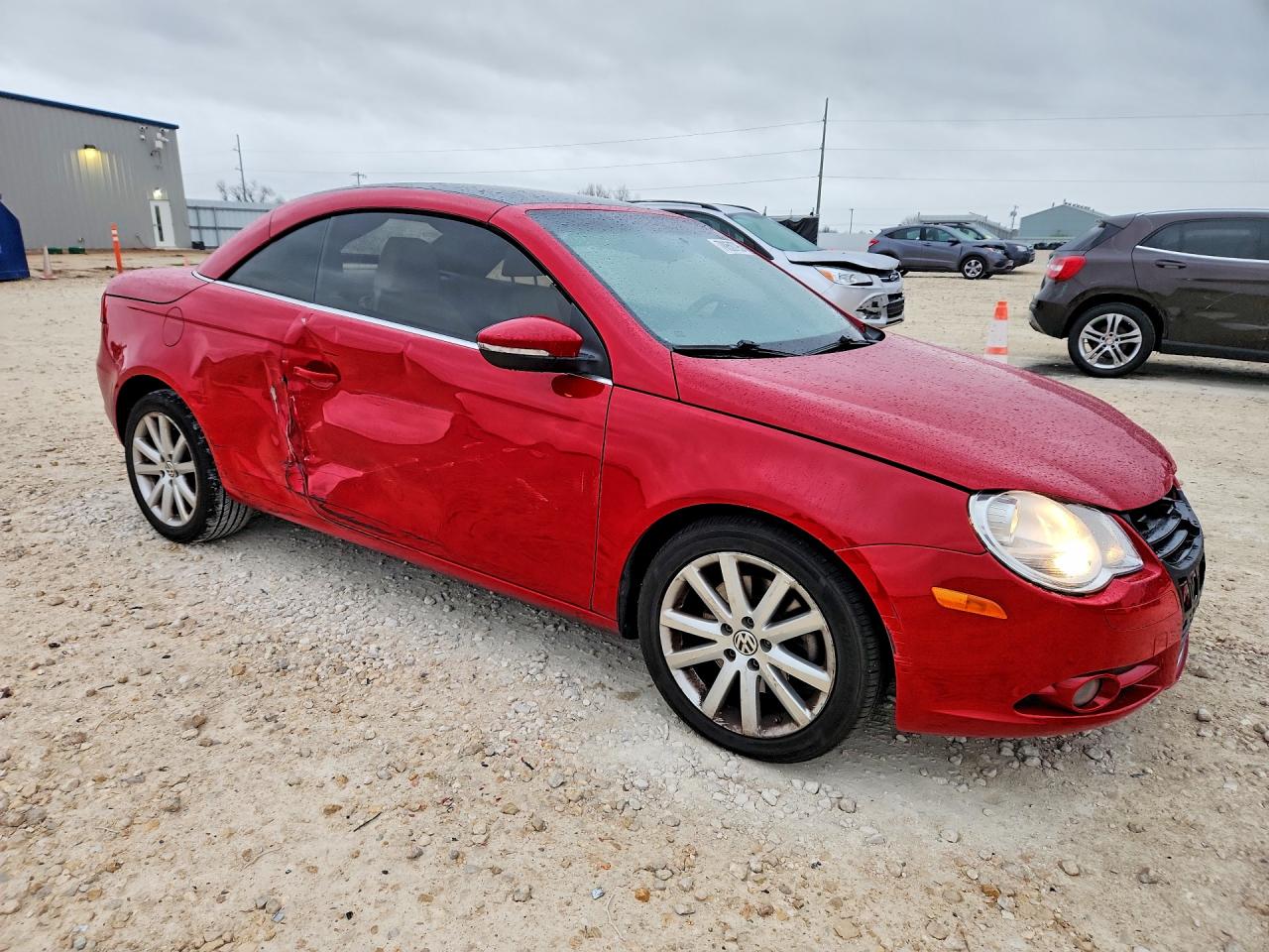 2011 Volkswagen Eos Komfort Красный vin: WVWBW7AH8BV004680