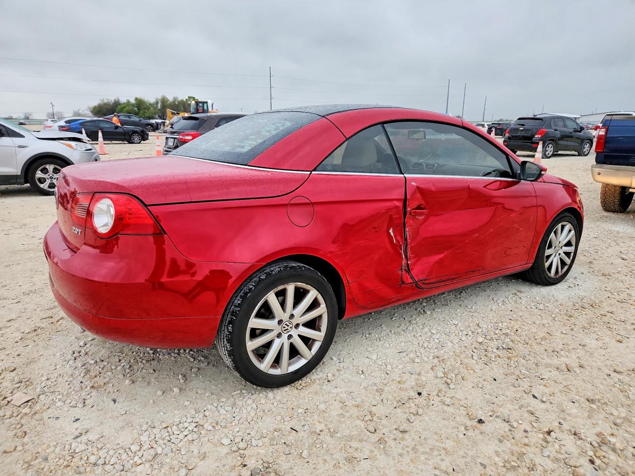 2011 Volkswagen Eos Komfort Красный vin: WVWBW7AH8BV004680