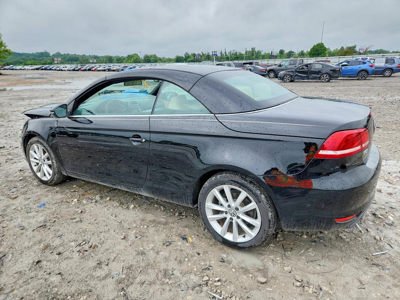 2012 Volkswagen Eos Komfort Black vin: WVWBW7AH8CV011632
