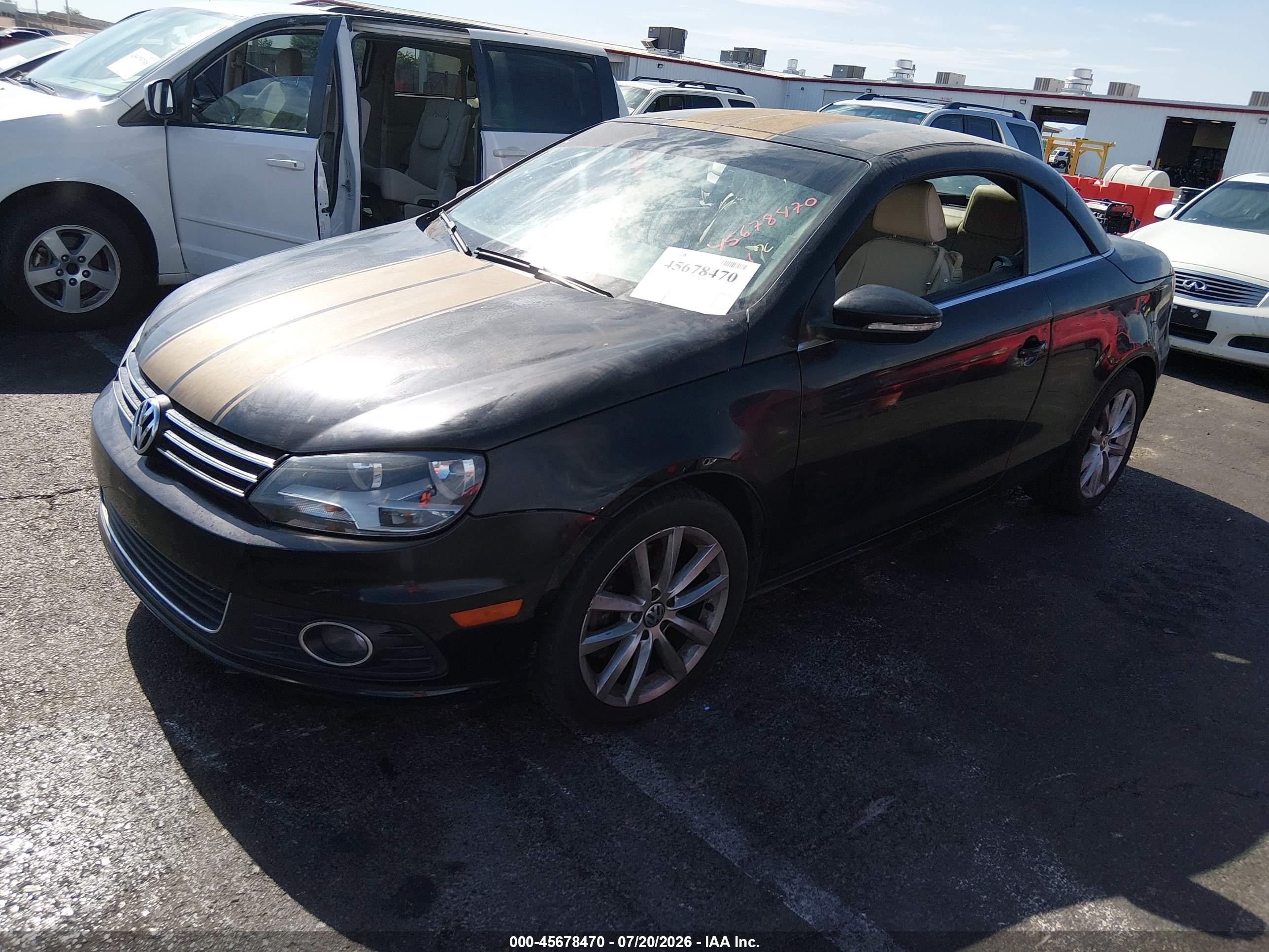 2012 Volkswagen Eos Komfort Черный vin: WVWBW7AH8CV020346