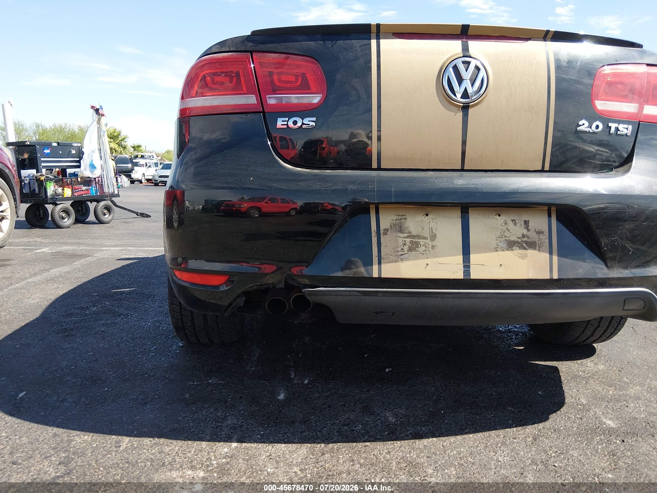 2012 Volkswagen Eos Komfort Черный vin: WVWBW7AH8CV020346