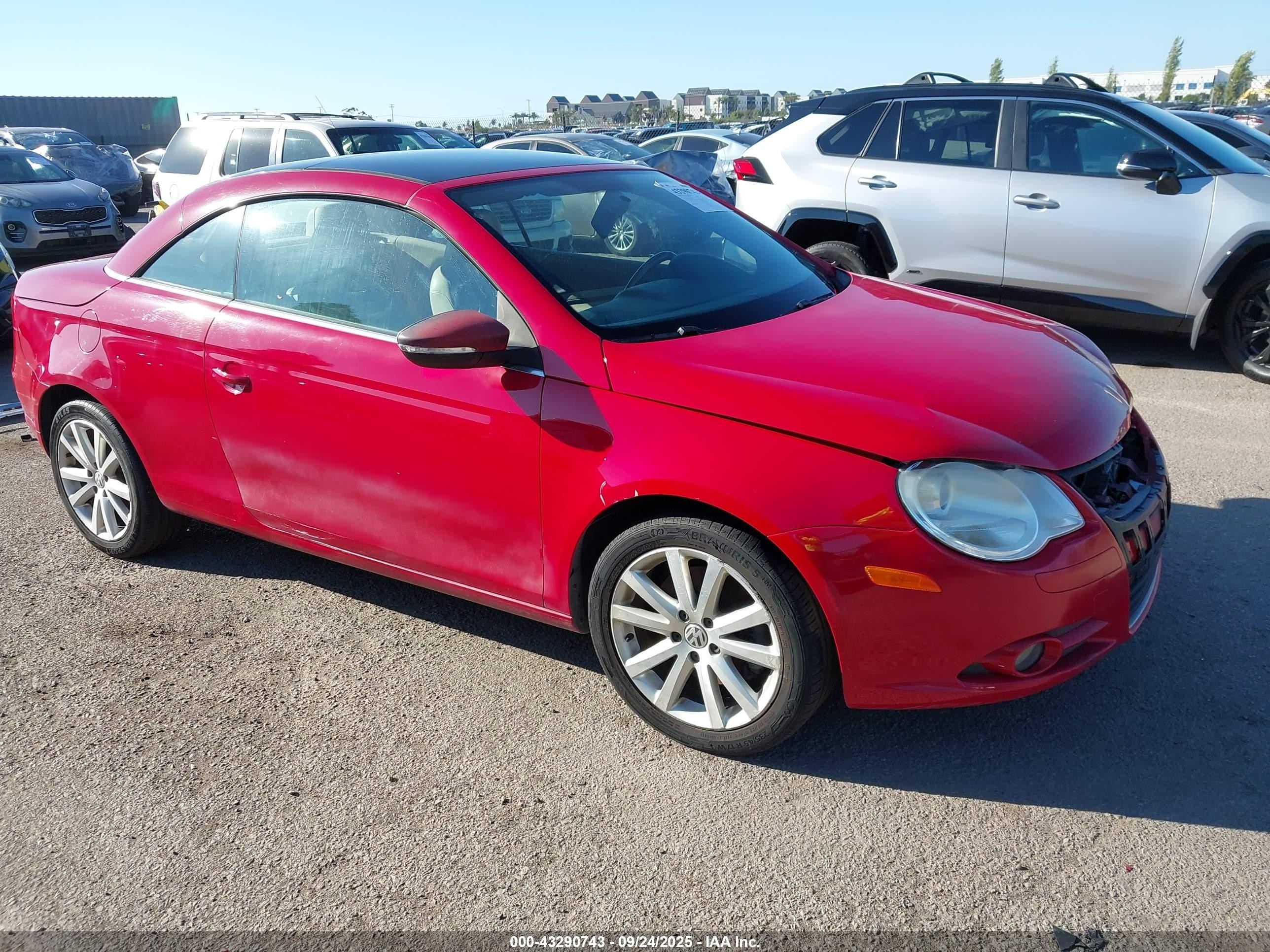 2011 Volkswagen Eos Komfort Red vin: WVWBW7AH9BV003389