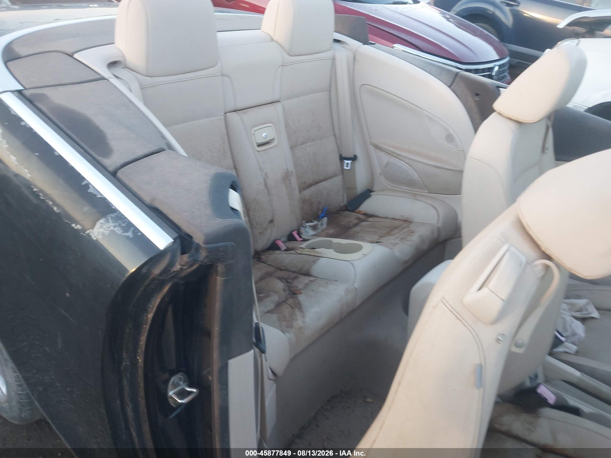 2011 Volkswagen Eos Komfort Black vin: WVWBW7AH9BV004686