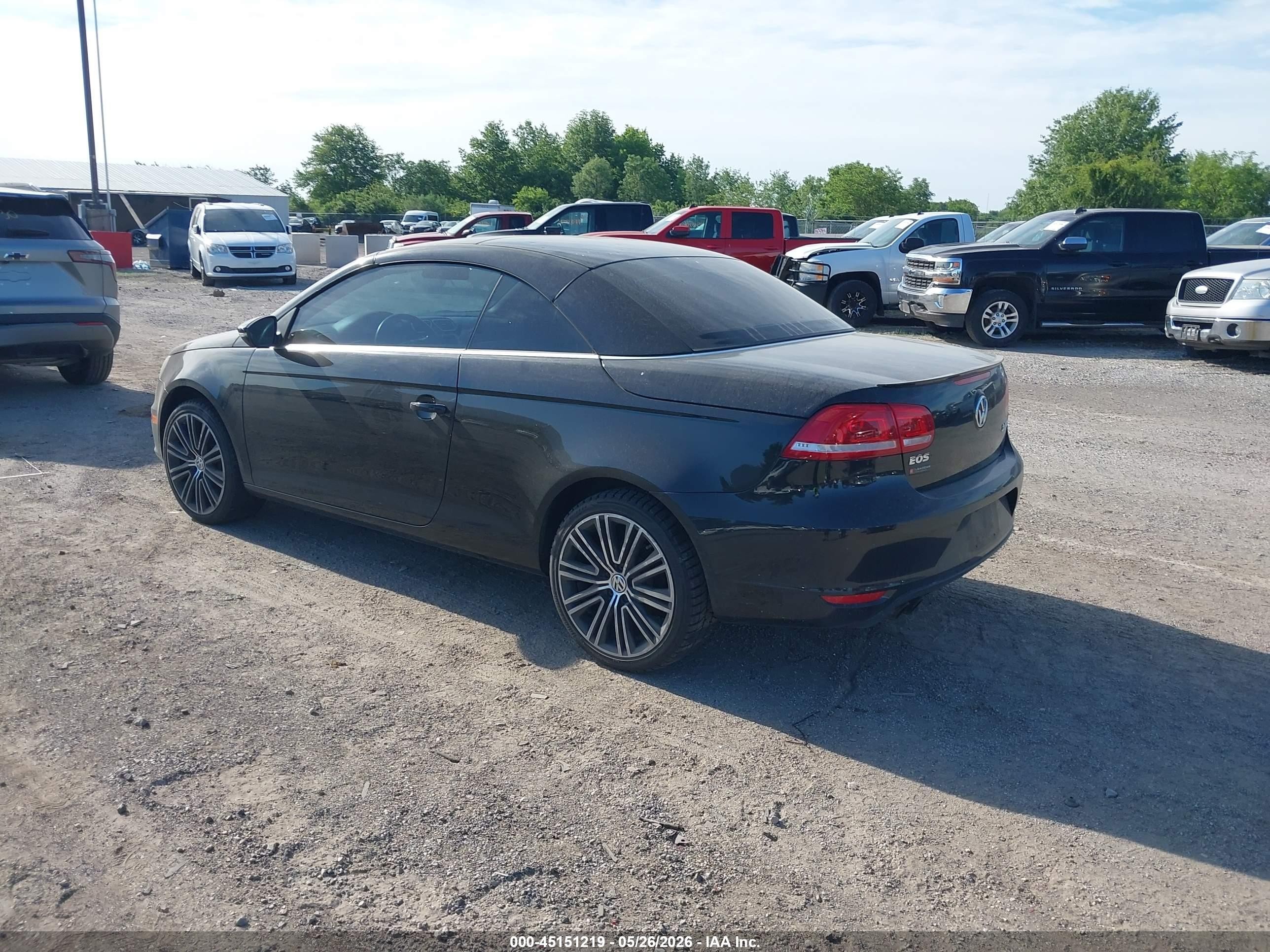 2014 Volkswagen Eos Sport Черный vin: WVWBW8AH0EV007258