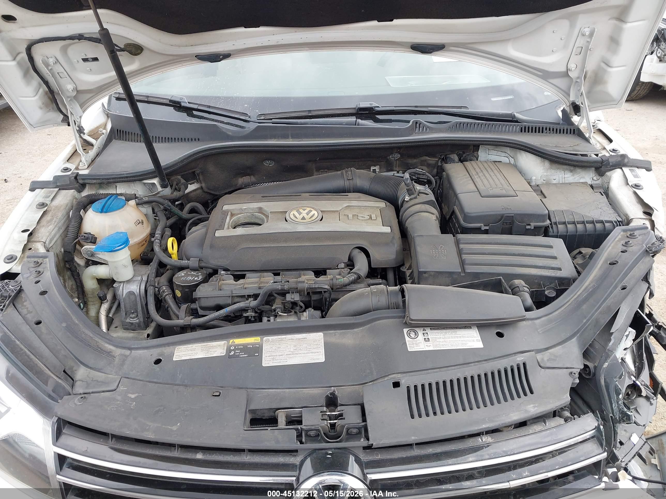 2014 Volkswagen Eos Komfort White vin: WVWBW8AH1EV000979
