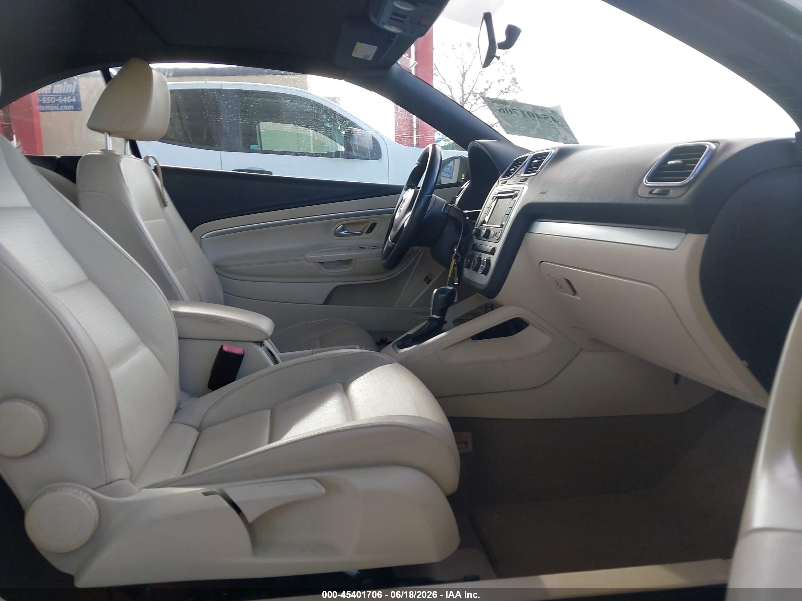 2015 Volkswagen Eos Komfort Edition Dark Brown vin: WVWBW8AH3FV000418