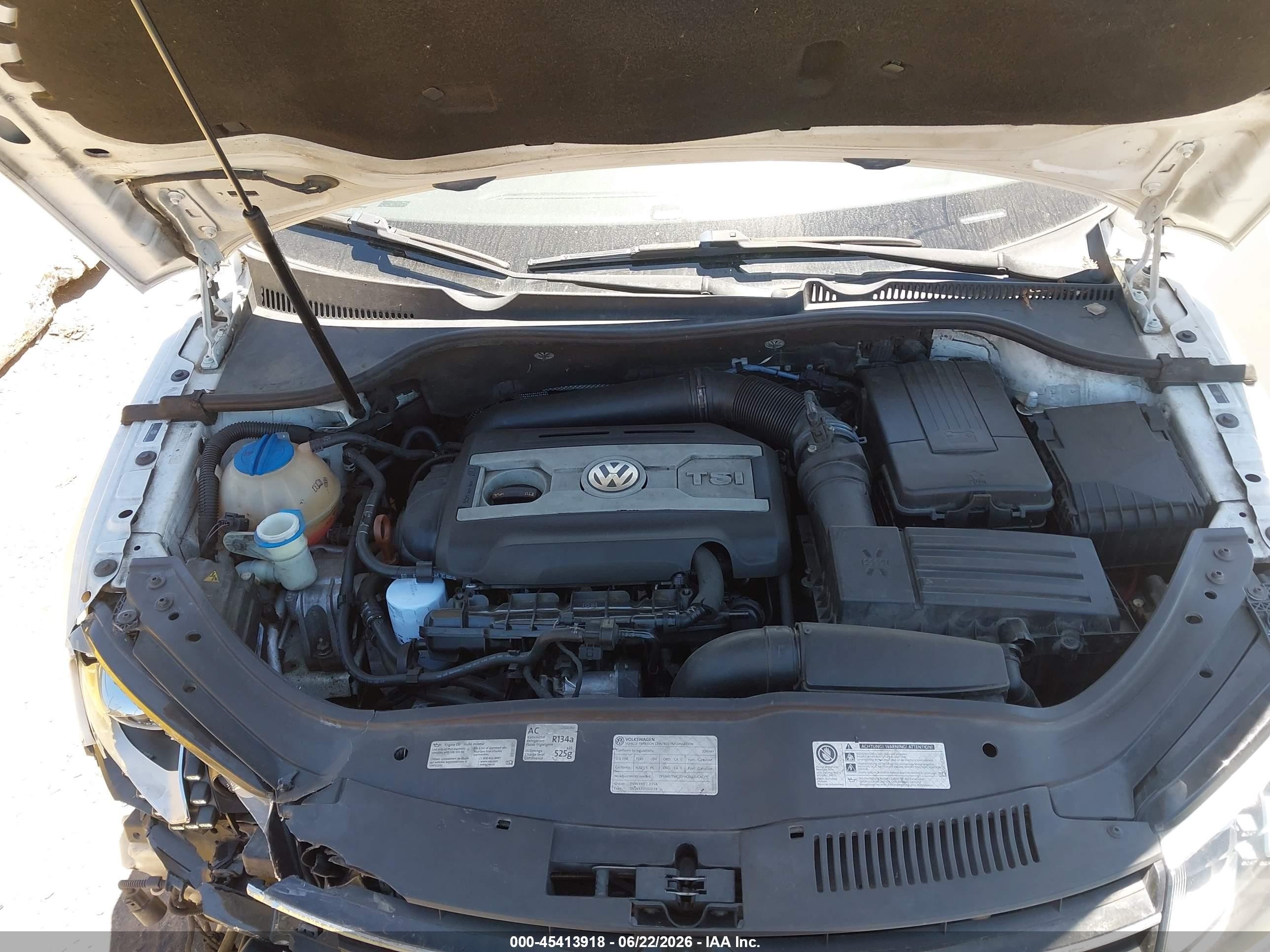 2013 Volkswagen Eos Sport White vin: WVWBW8AH4DV001865