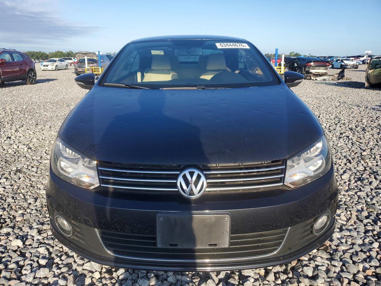 2013 Volkswagen Eos Komfort Black vin: WVWBW8AH5DV007299