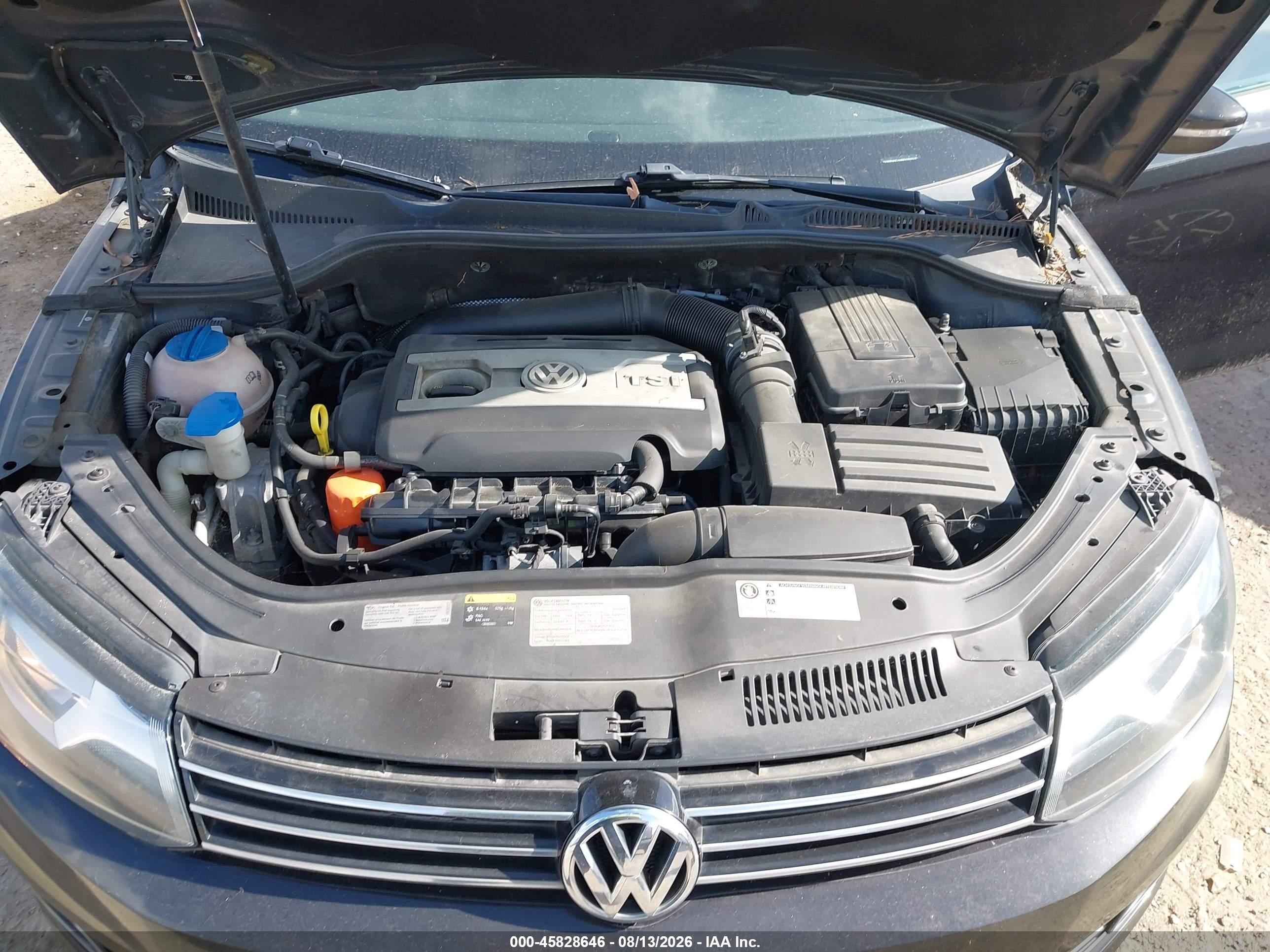 2015 Volkswagen Eos Komfort Edition Black vin: WVWBW8AH5FV000467