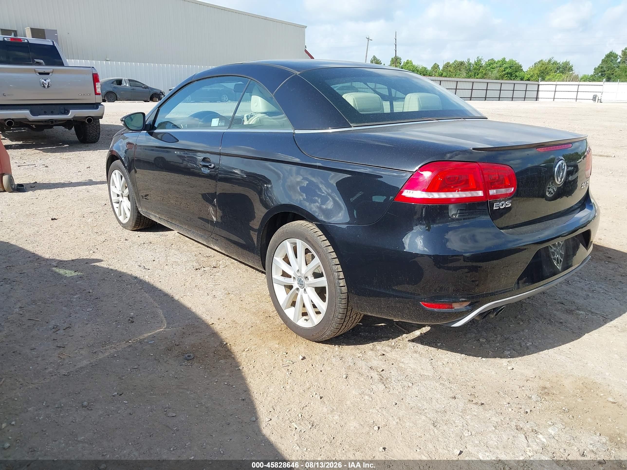 2015 Volkswagen Eos Komfort Edition Black vin: WVWBW8AH5FV000467