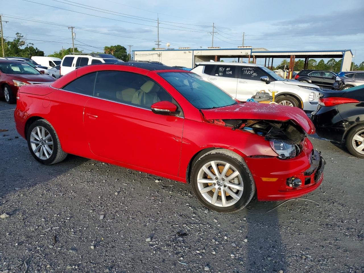 2013 Volkswagen Eos Komfort Красный vin: WVWBW8AH8DV005689