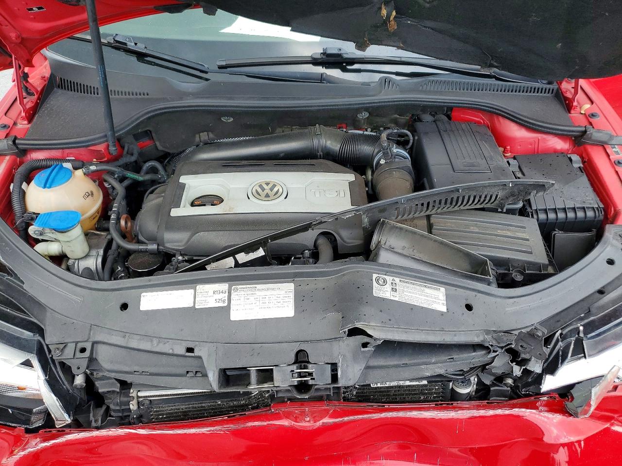 2013 Volkswagen Eos Komfort Красный vin: WVWBW8AH8DV005689