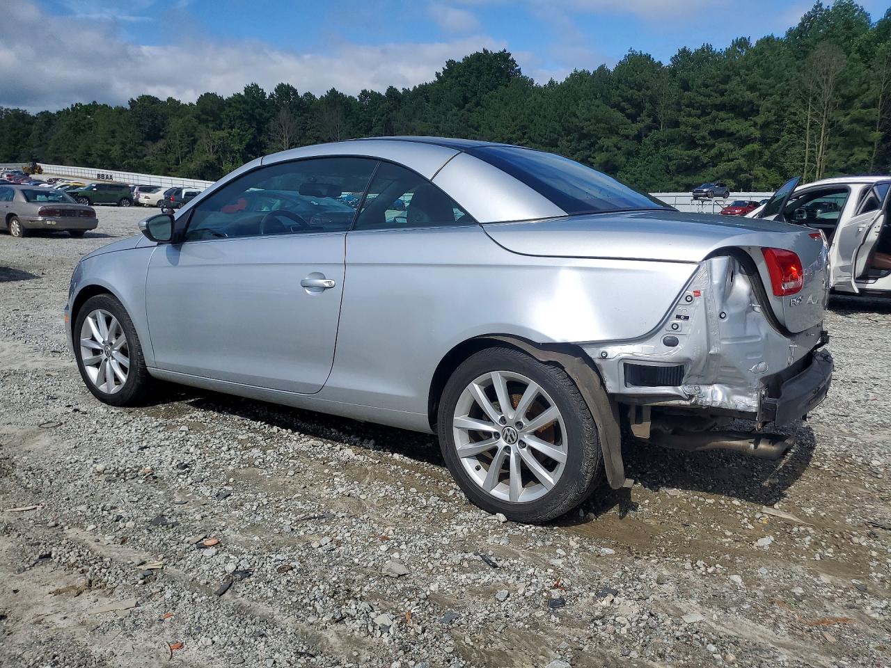2013 Volkswagen Eos Komfort Silver vin: WVWBW8AH8DV008463