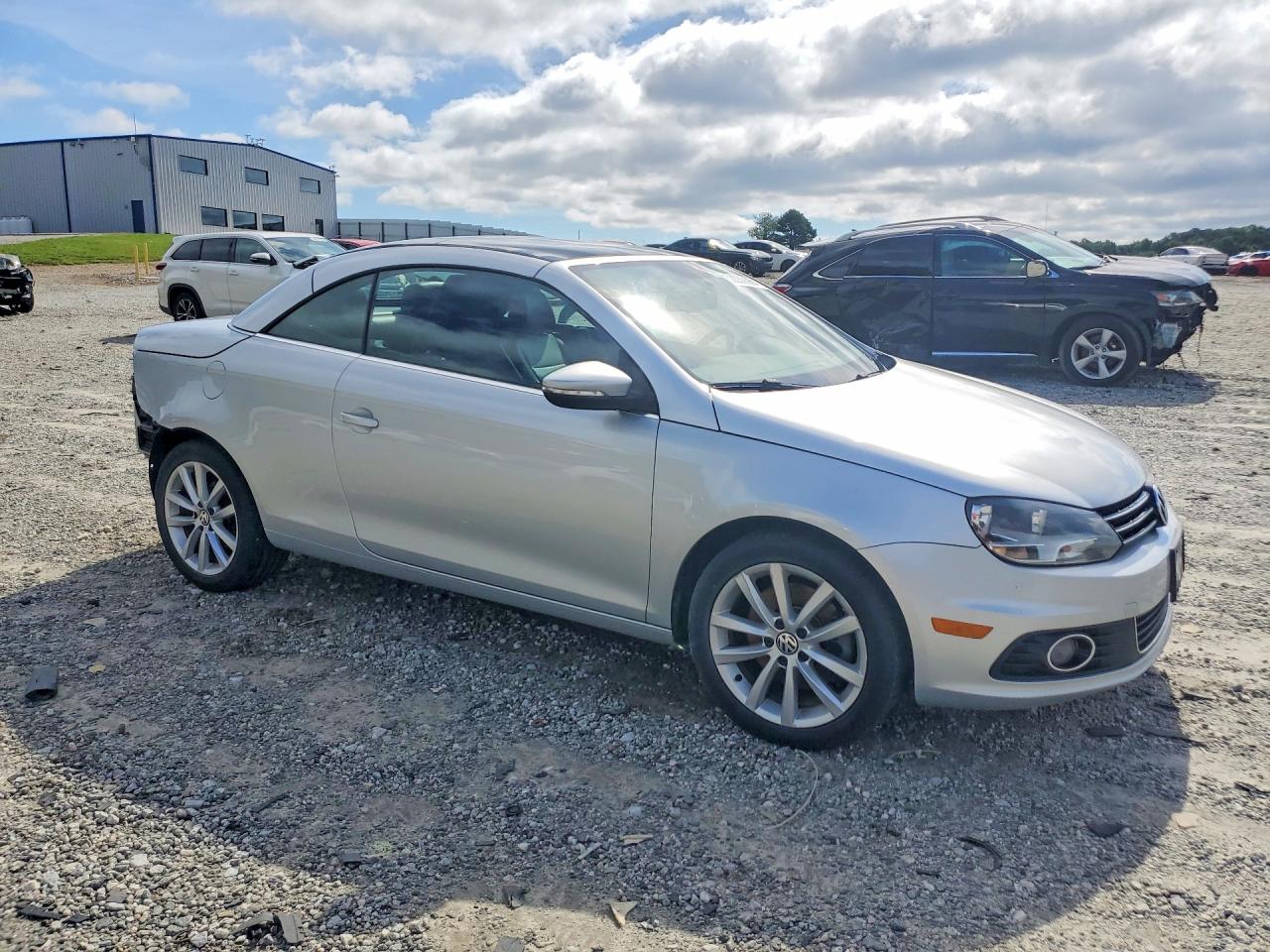 2013 Volkswagen Eos Komfort Silver vin: WVWBW8AH8DV008463
