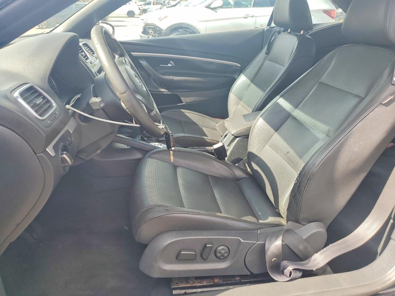 2013 Volkswagen Eos Komfort/sport Black vin: WVWBW8AH9DV000081