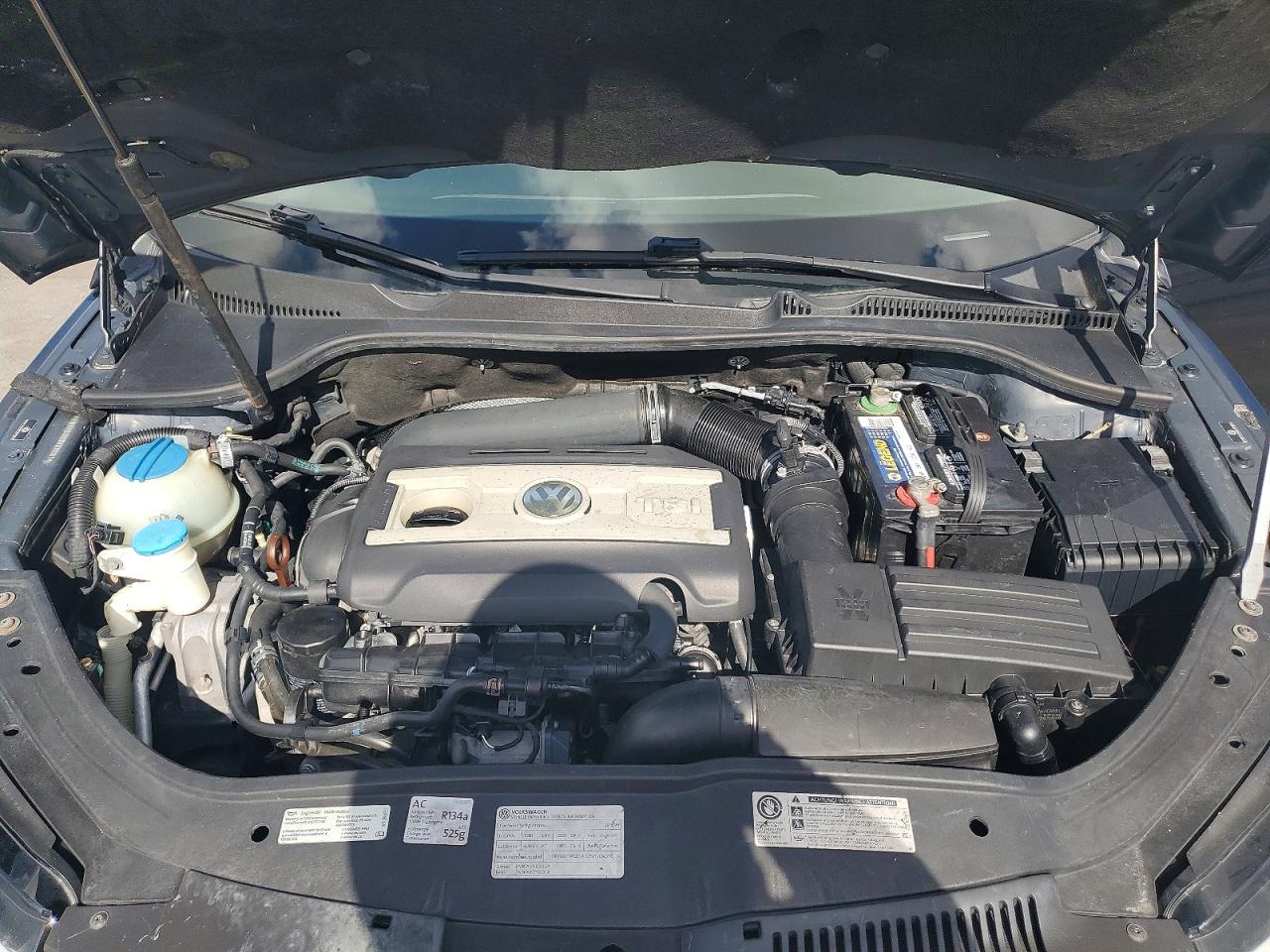 2013 Volkswagen Eos Komfort/sport Black vin: WVWBW8AH9DV000081