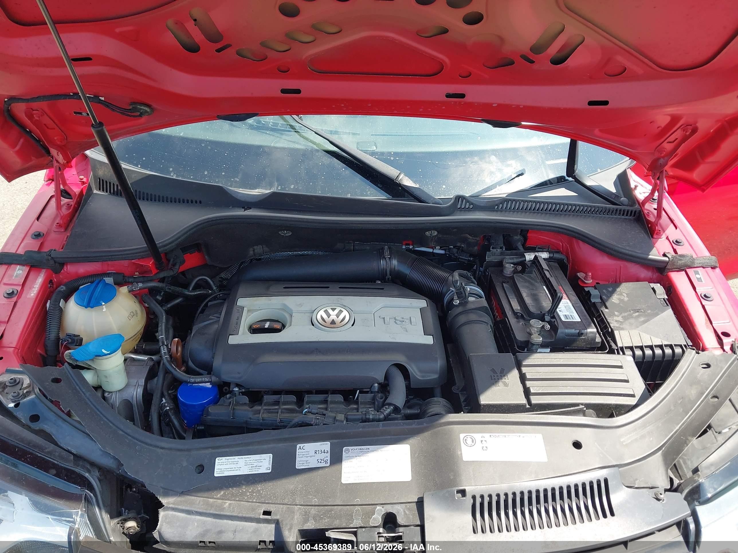 2013 Volkswagen Eos Komfort Red vin: WVWBW8AH9DV001313