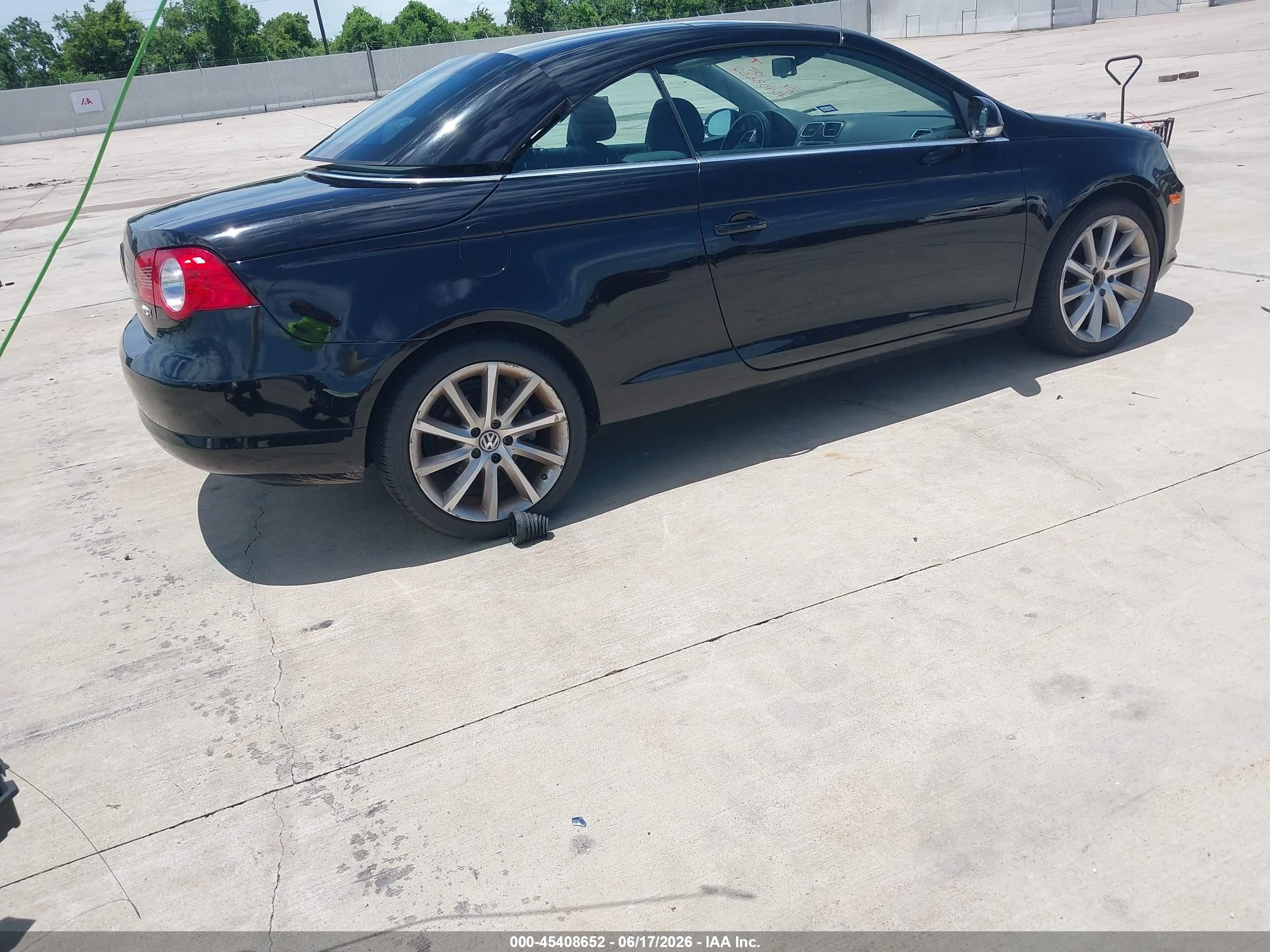 2007 Volkswagen Eos 2.0t Черный vin: WVWCA71F17V040039