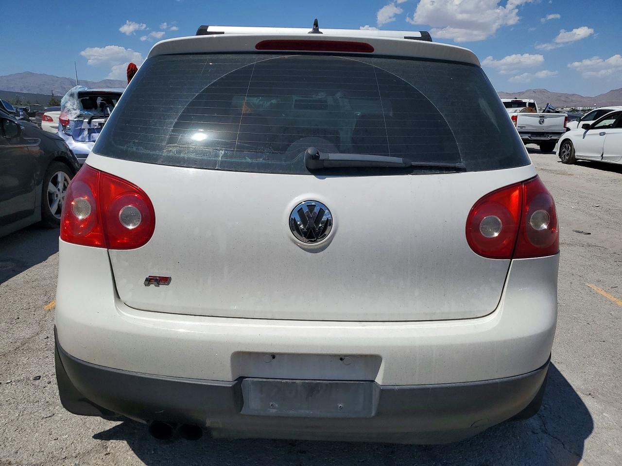 2008 Volkswagen Rabbit White vin: WVWCA71K68W063602