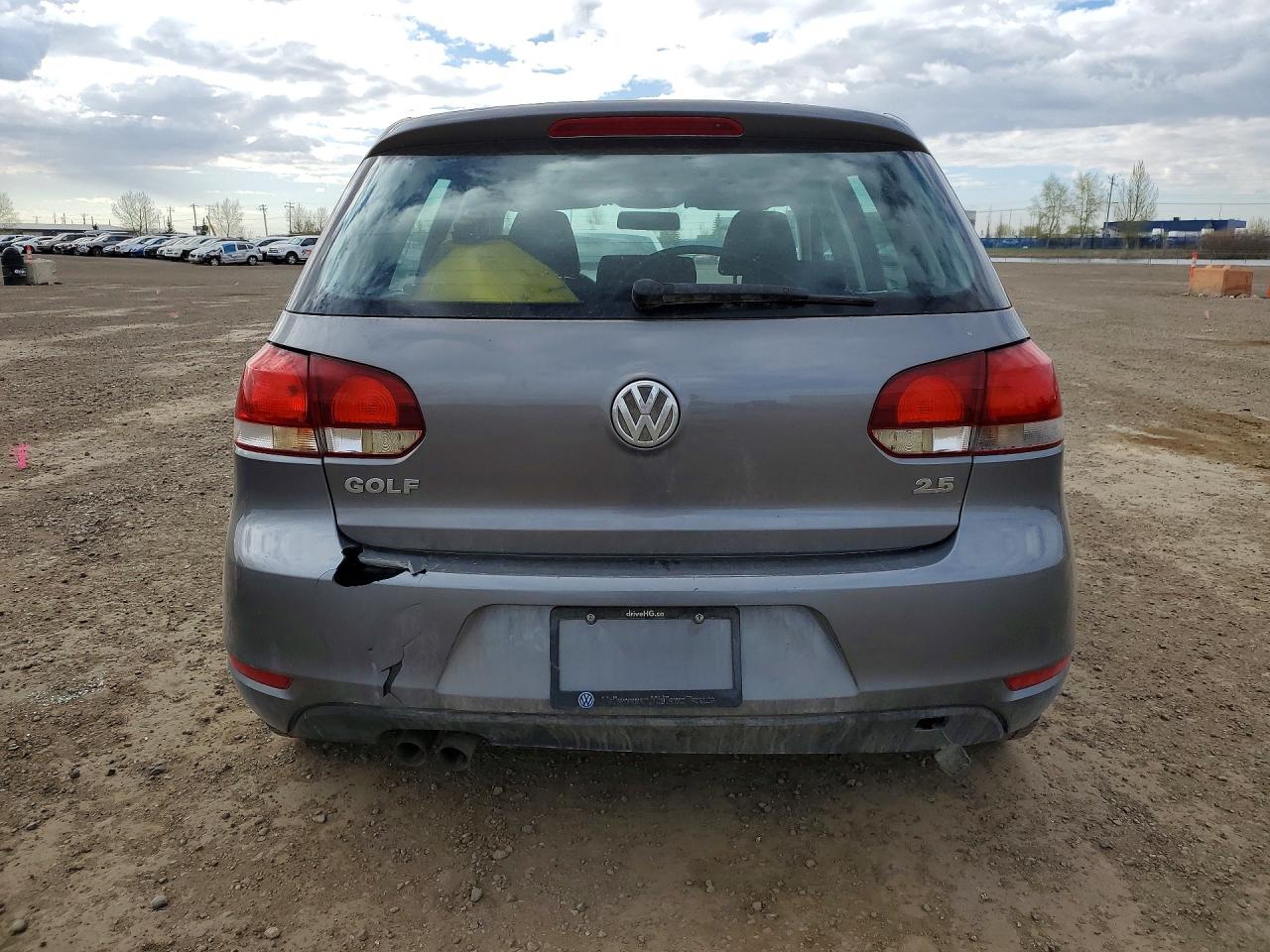 2010 Volkswagen Golf Серый vin: WVWCA7AJ5AW285349