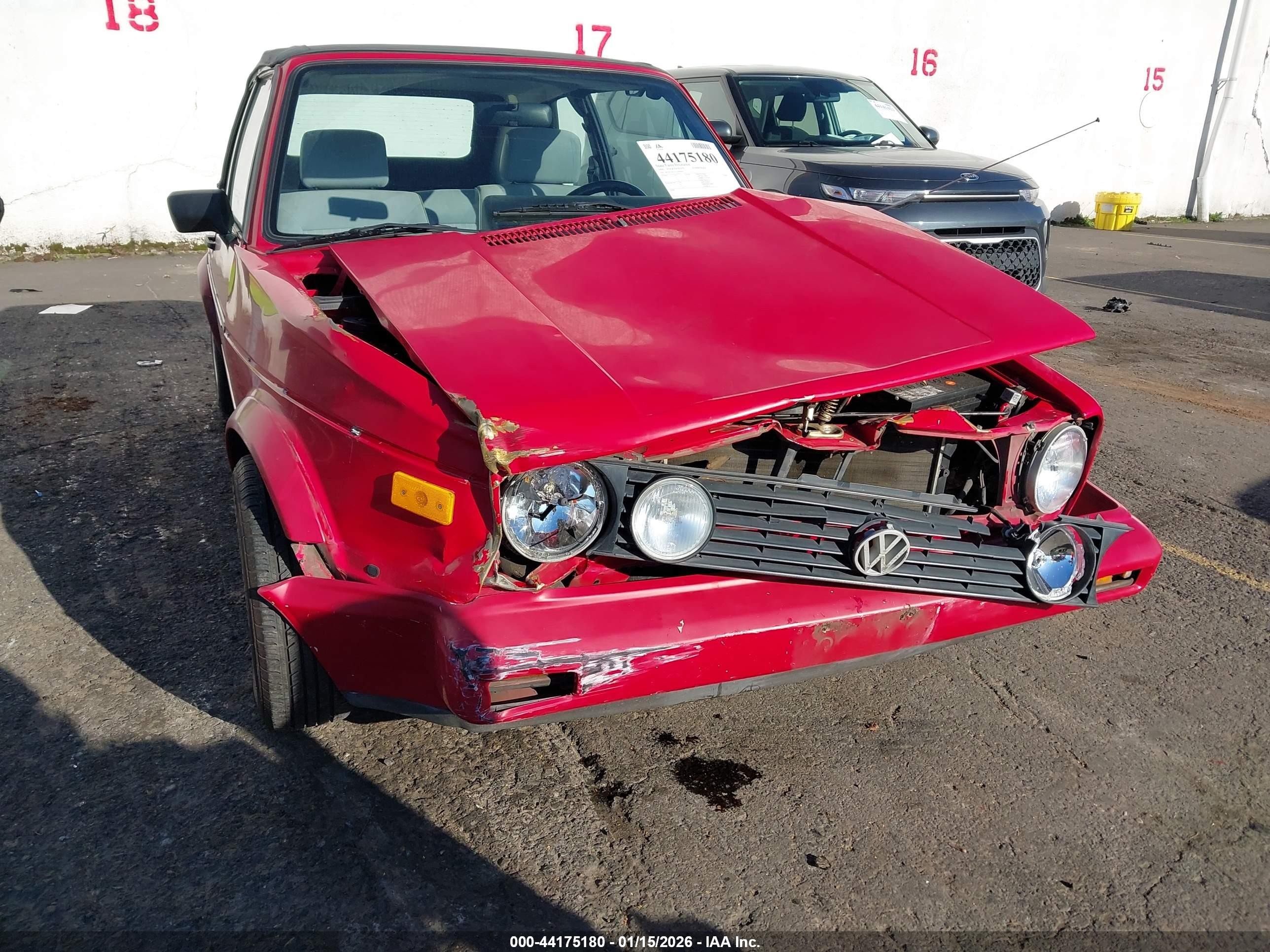 1990 Volkswagen Cabriolet   Red vin: WVWCB5151LK004601